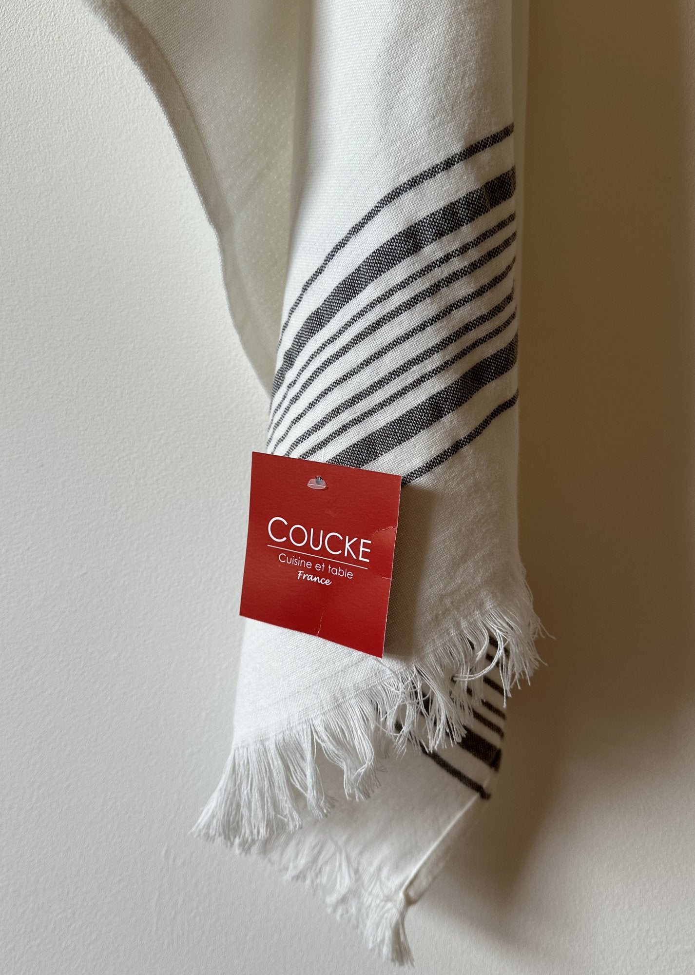 Coucke "Bise Anthracite", Woven cotton tea towel. Designed in France.