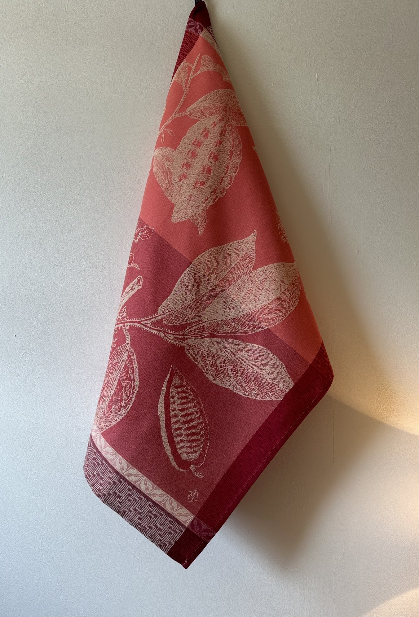 Jacquard Francais "Chocolates - Fève" (Pink), Woven cotton tea towel. Made in France.