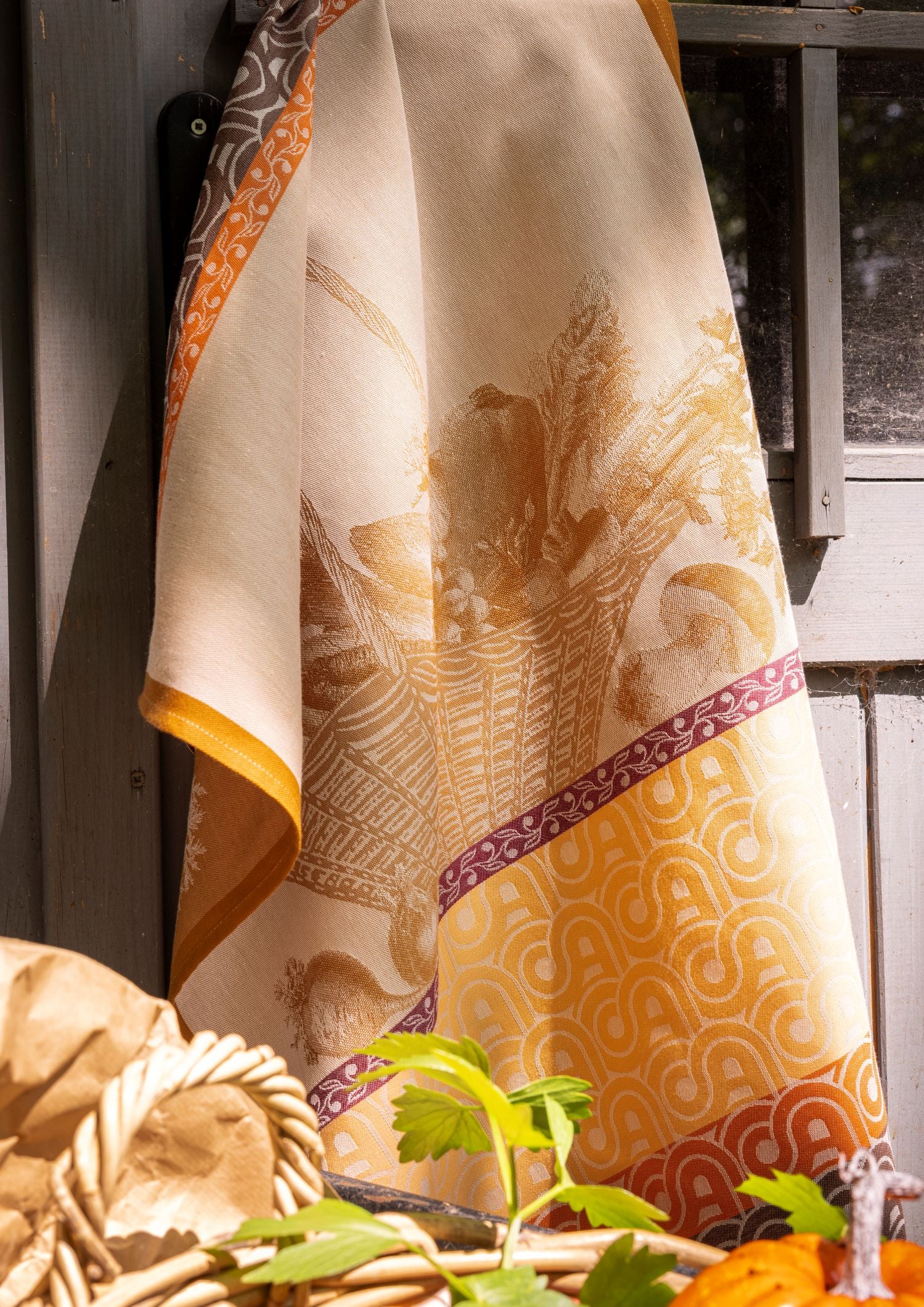 Jacquard Français "Potager d’Hiver" (Orange), Woven cotton tea towel. Made in France