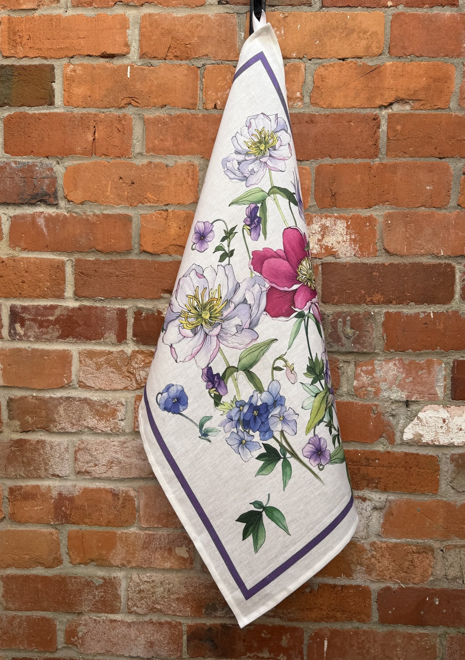 Tessitura Toscana Telerie, “Antea - Violet”, Pure linen printed tea towel.