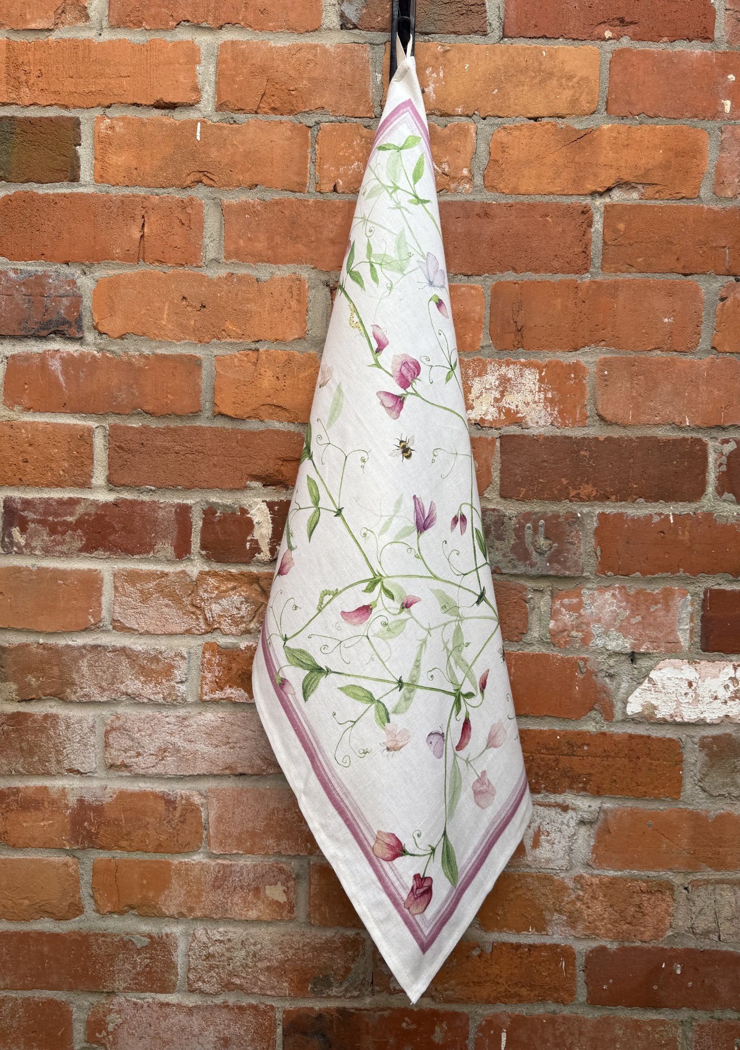 Tessitura Toscana Telerie, “Petits Pois - Pink”, Linen union printed tea towel.