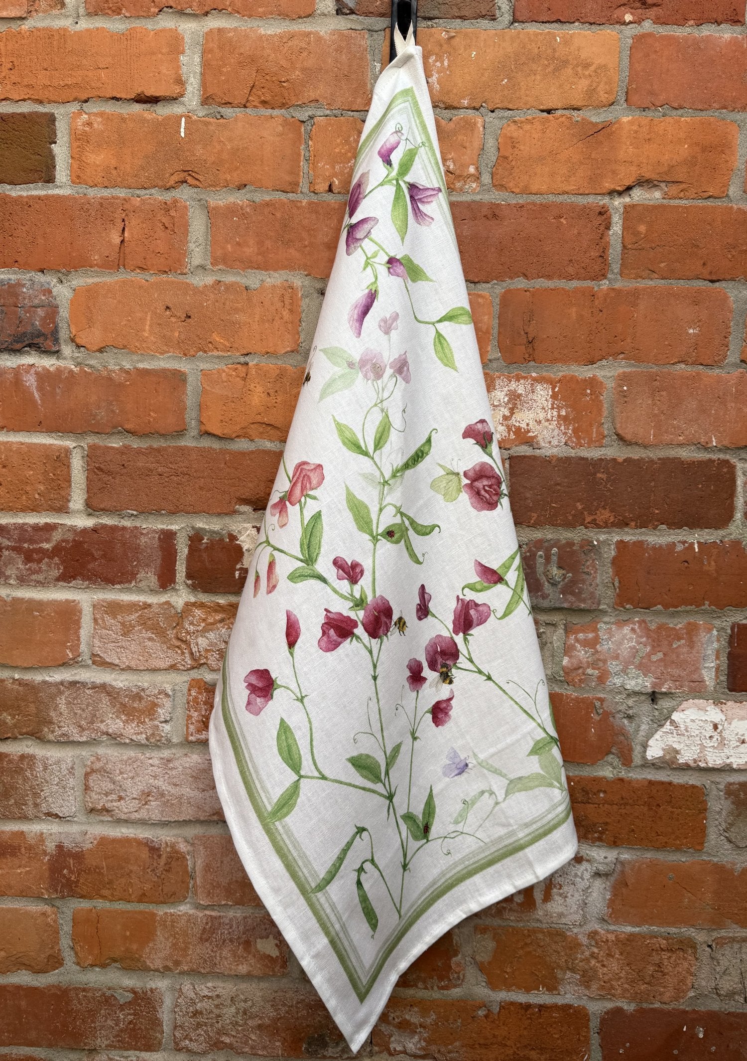 Tessitura Toscana Telerie, “Petits Pois - Green”, Linen Union printed tea towel.