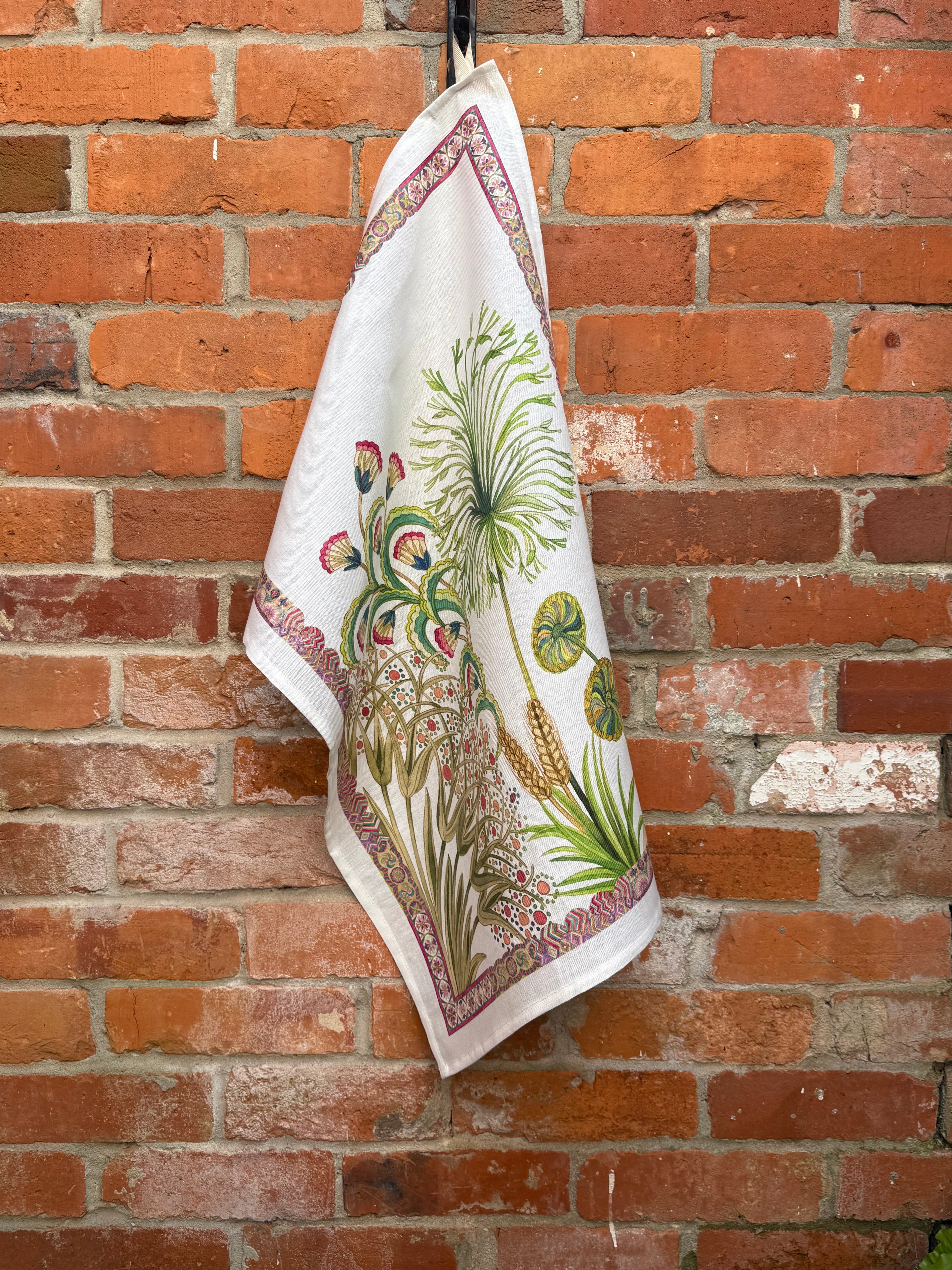 Tessitura Toscana Telerie, “Papyro Green”, Pure linen printed tea towel.
