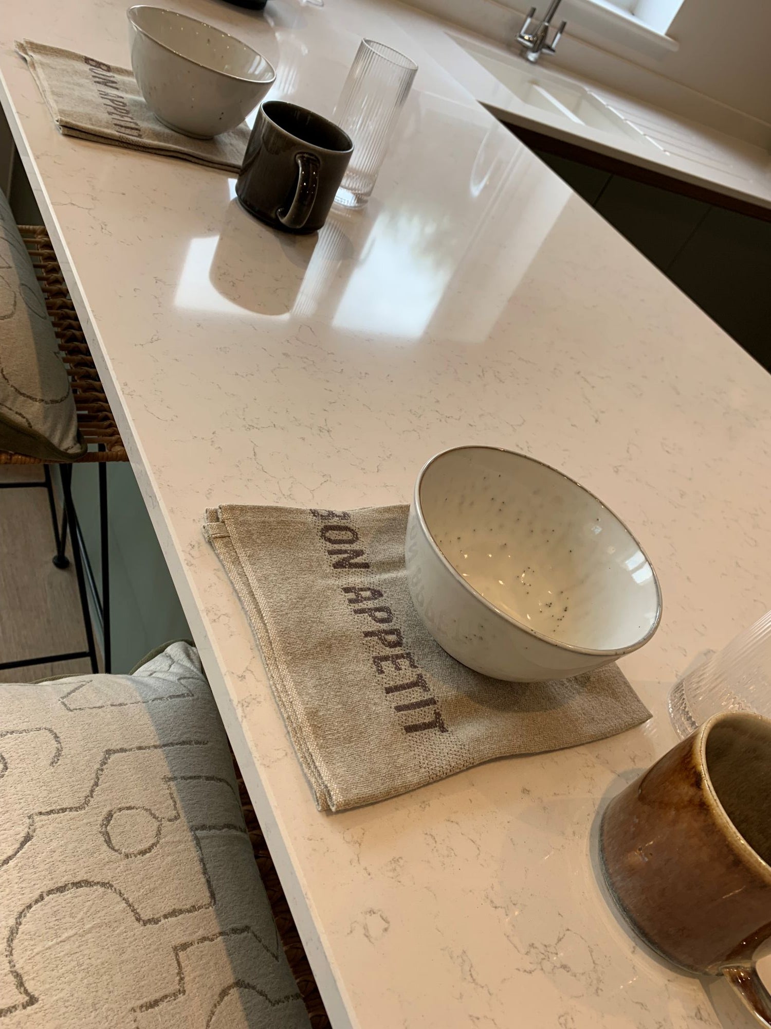 Charvet Editions "Bon Appetit" (Marron), Natural woven linen napkin. Made in France.