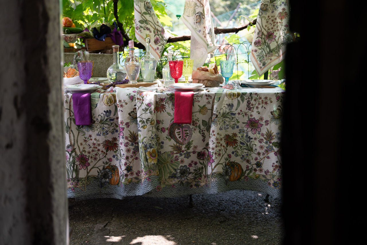 Tessitura Toscana Telerie, “Biloba”, Pure linen printed tablecloth. - Home Landing