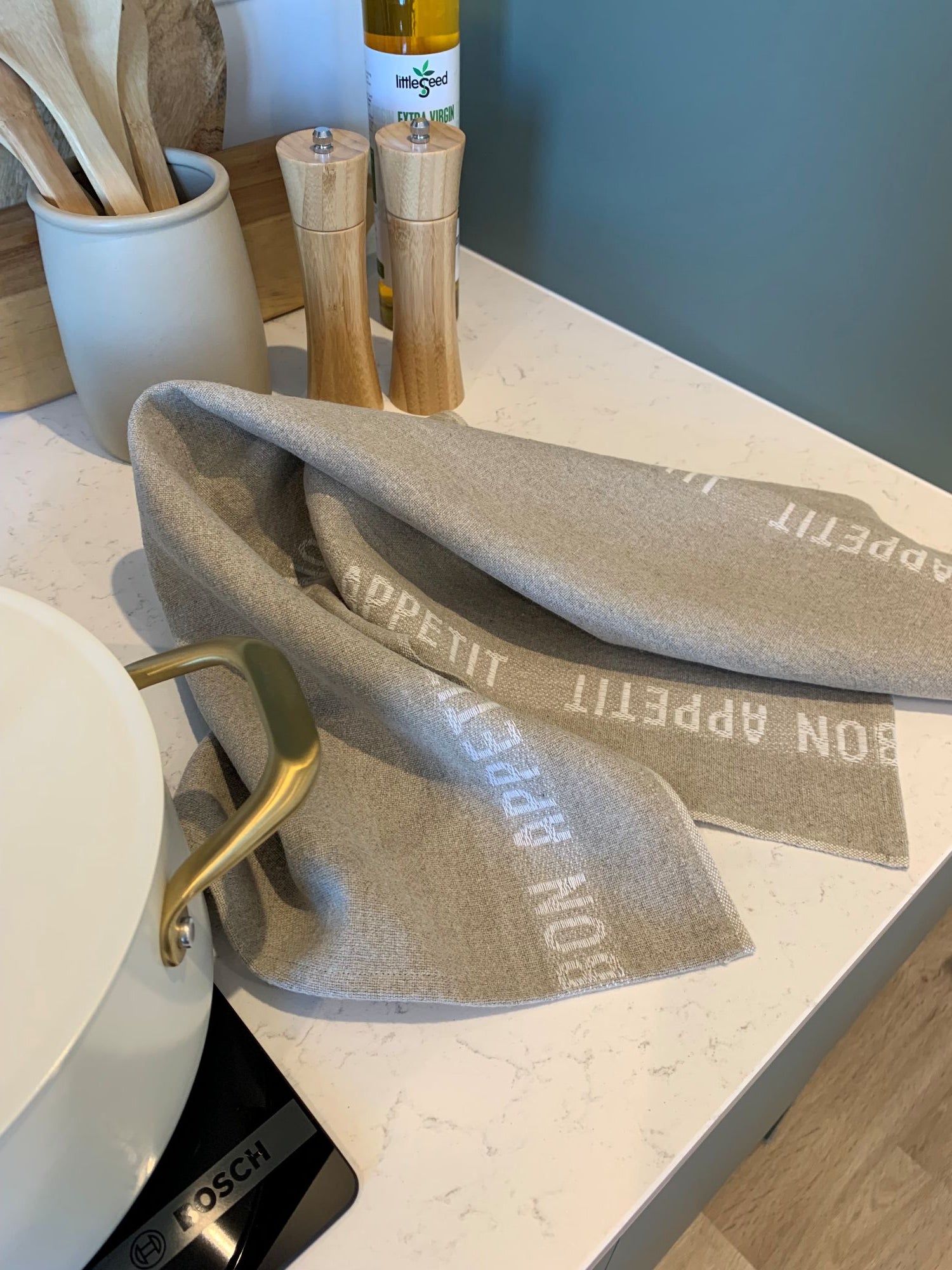 Charvet Editions "Bon Appetit" (White), Natural woven linen tea towel. Made in France.