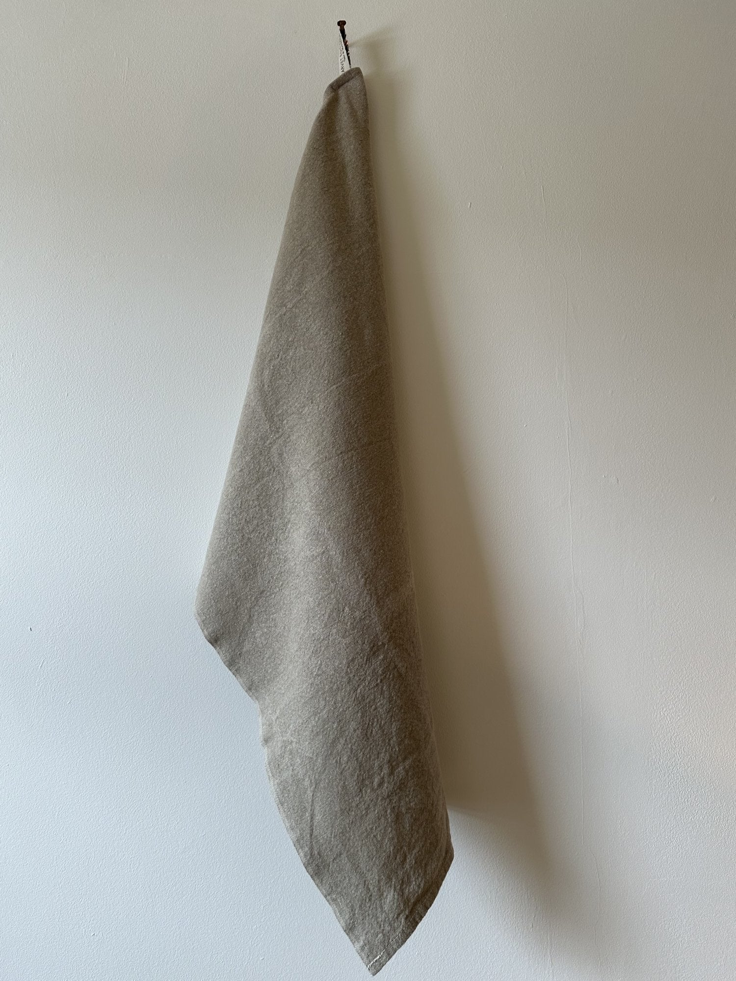 Charvet Éditions "Doudou Plain" (Natural), Natural woven linen tea towel. Made in France. - Home Landing