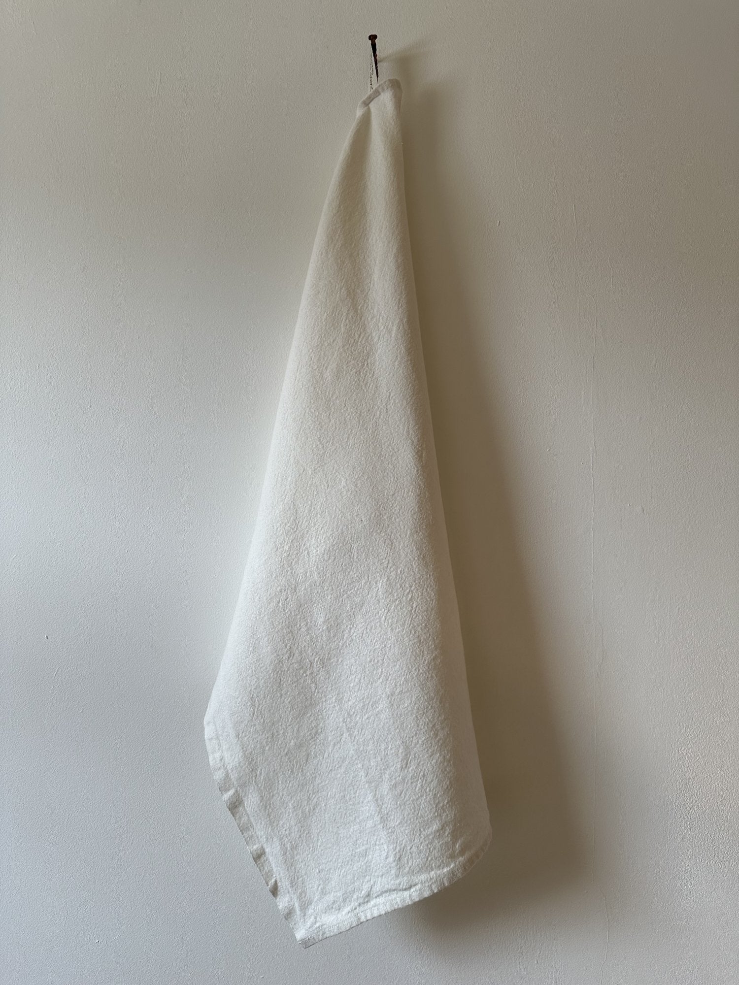 Charvet Éditions "Doudou Plain" (White), White woven linen tea towel. Made in France. - Home Landing