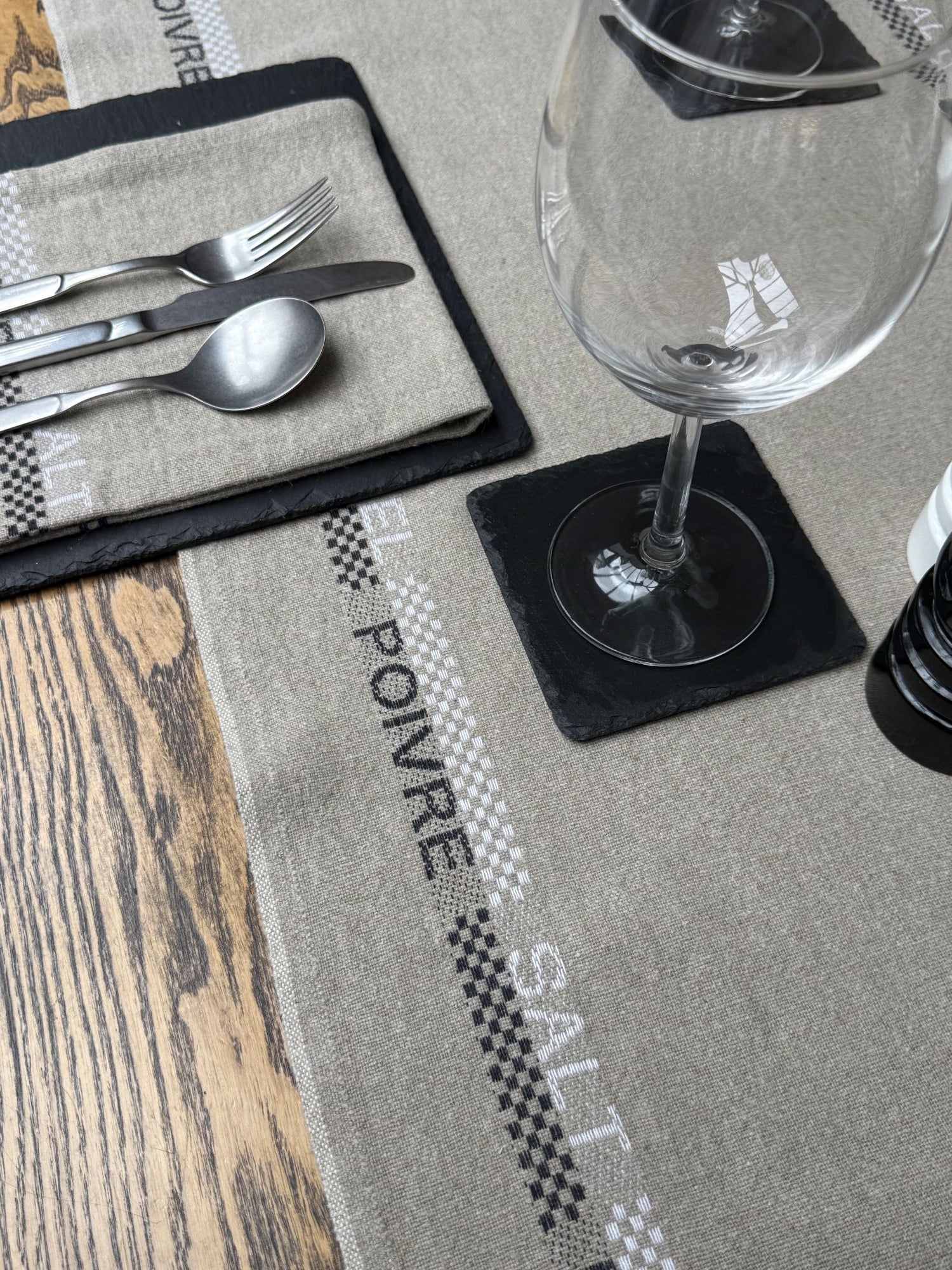 Charvet Editions "Salt & Pepper", Long woven linen table runner. Made in France.