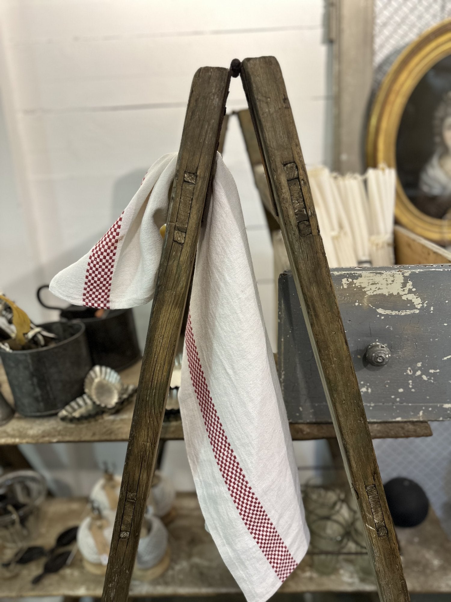 Charvet Editions "Lustucru" (Red), White woven linen tea towel. Made in France. - Home Landing