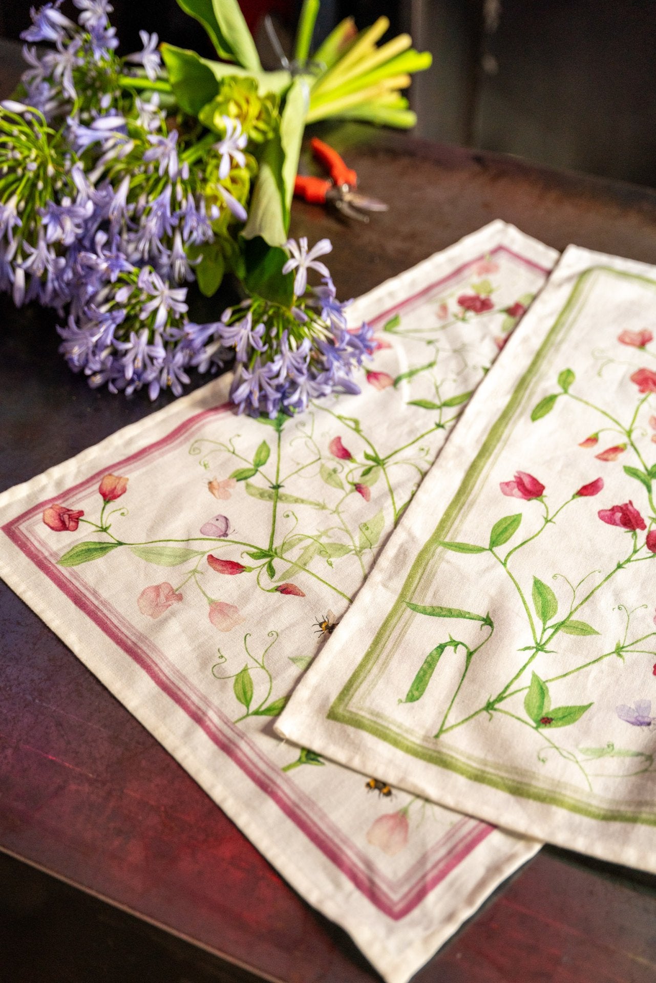 Tessitura Toscana Telerie, “Petits Pois - Green”, Linen Union printed tea towel.