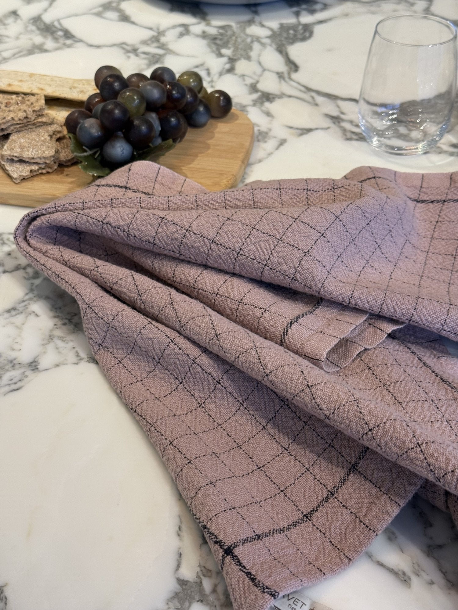 Charvet Editions "Recycle" (Bois de Rose), Linen & cotton tea towel. Made in France.