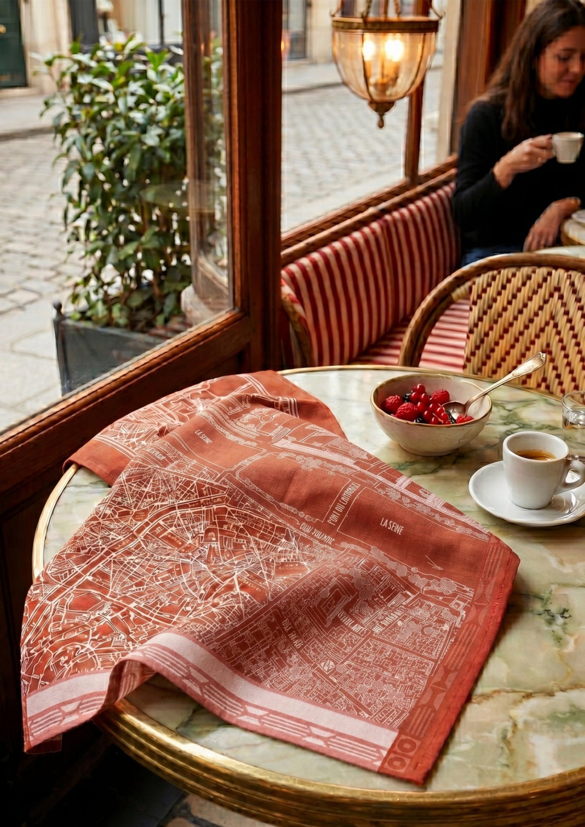 Jacquard Français "A Vol d’Oiseau Paris" (Red), Woven cotton tea towel. Made in France.
