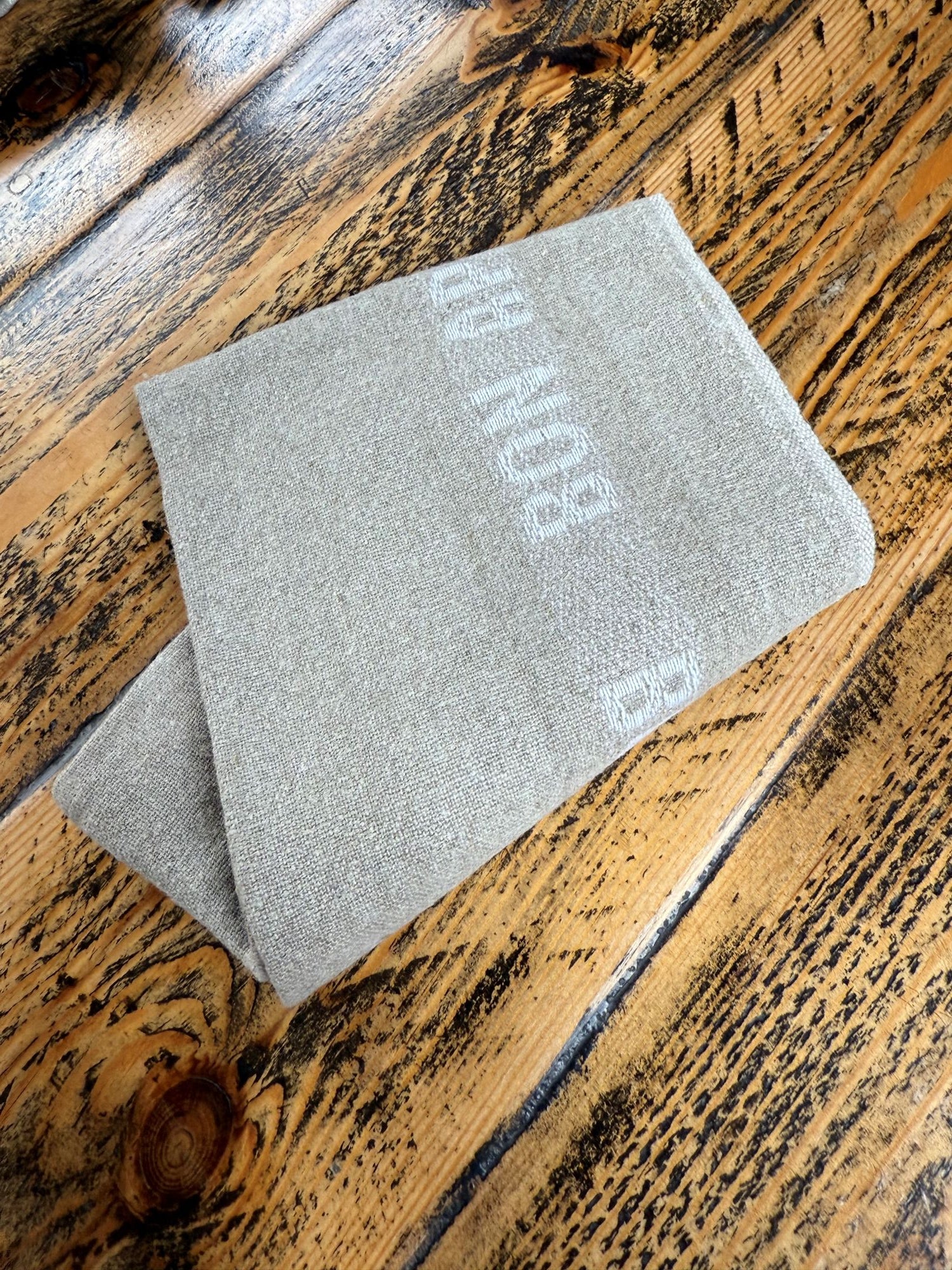 Charvet Editions "Bon Appetit" (White), Natural woven linen napkin. Made in France.