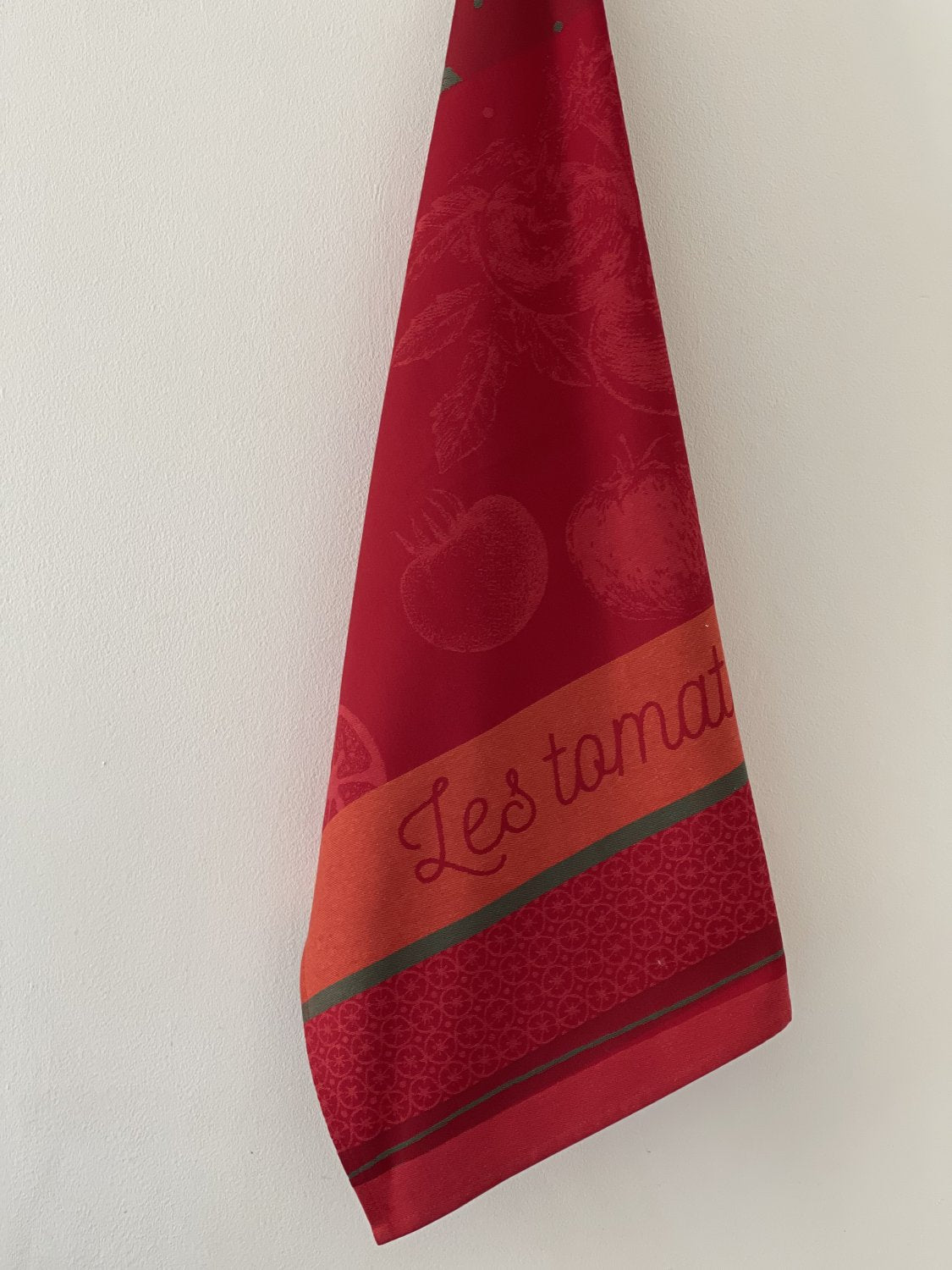 Coucke "Tomates du Potager", Woven cotton tea towel. Designed in France.