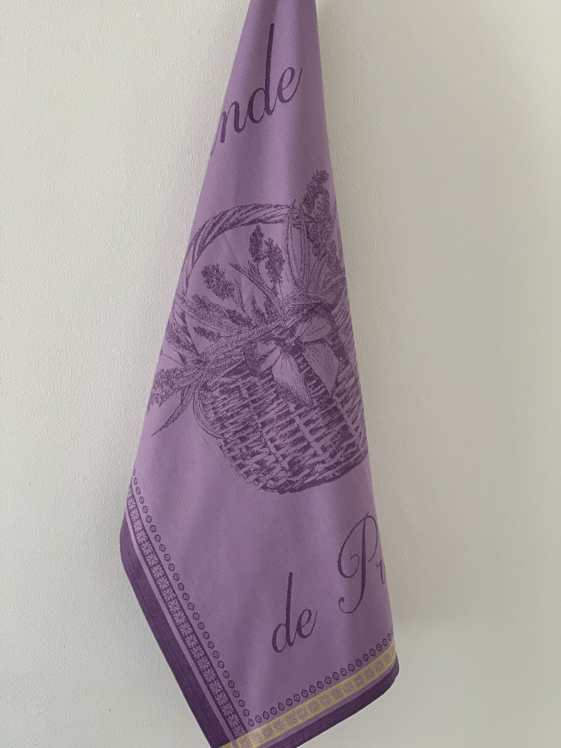 Coucke "Panier de Lavande", Woven cotton tea towel. Designed in France.