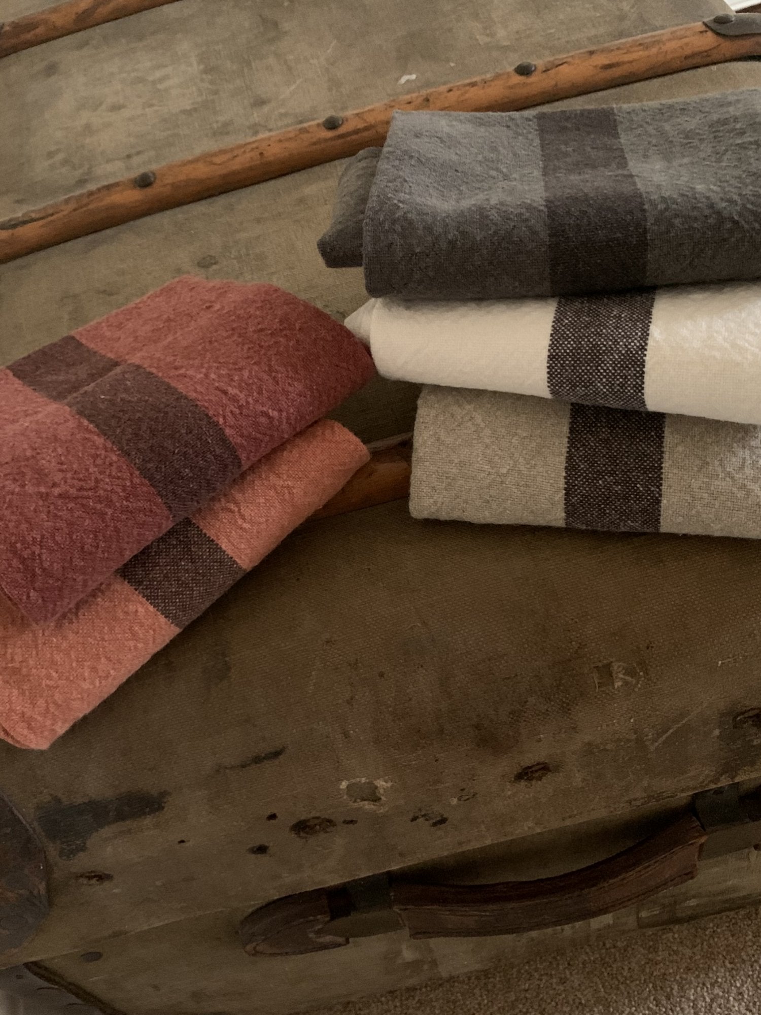 Charvet Editions "Doudou Stripe" (White & Marron), White woven linen tea towel. Made in France. - Home Landing