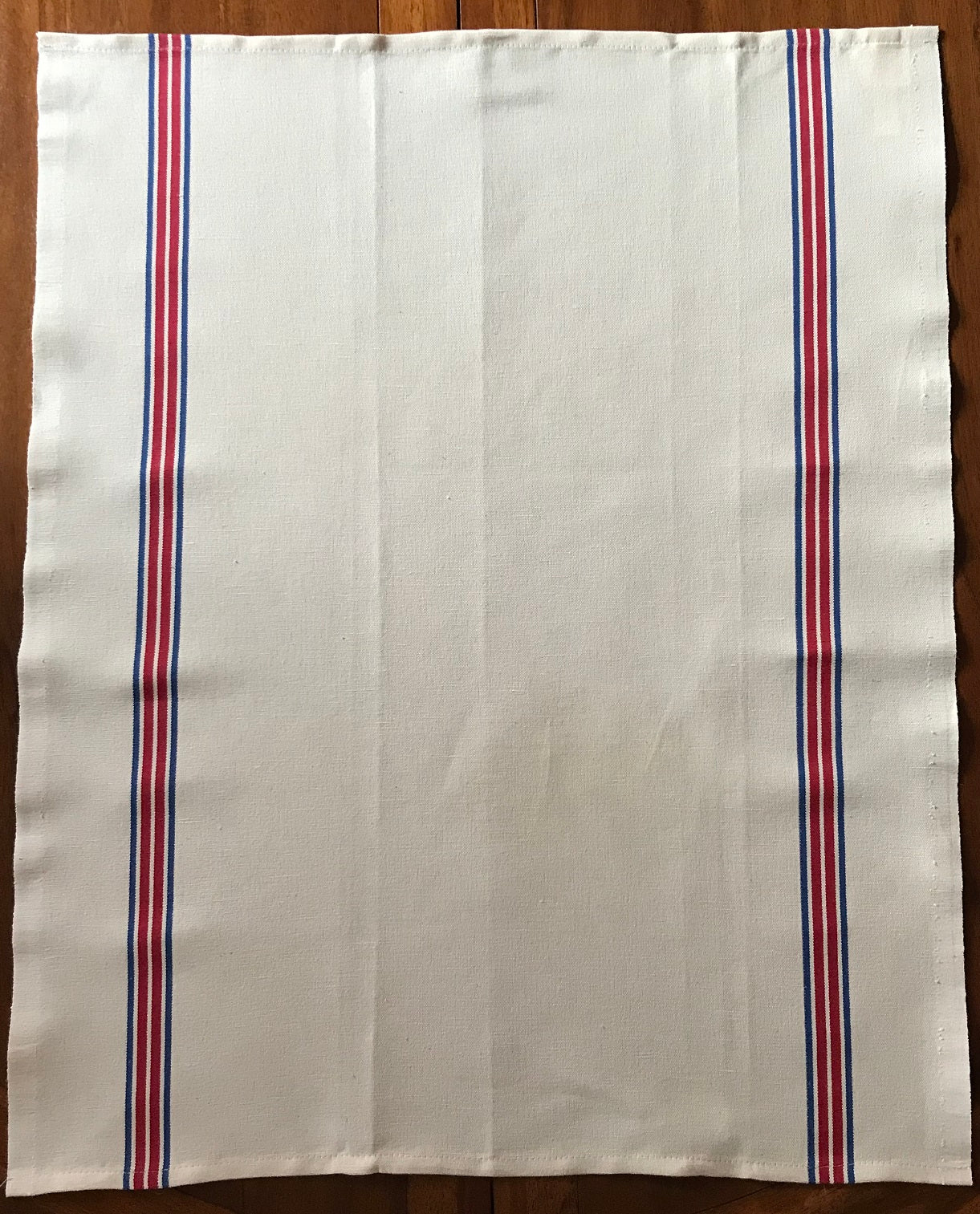 Charvet Éditions "Piano" (Red / Blue), Natural woven cotton and linen tea towel. Made in France. - Home Landing