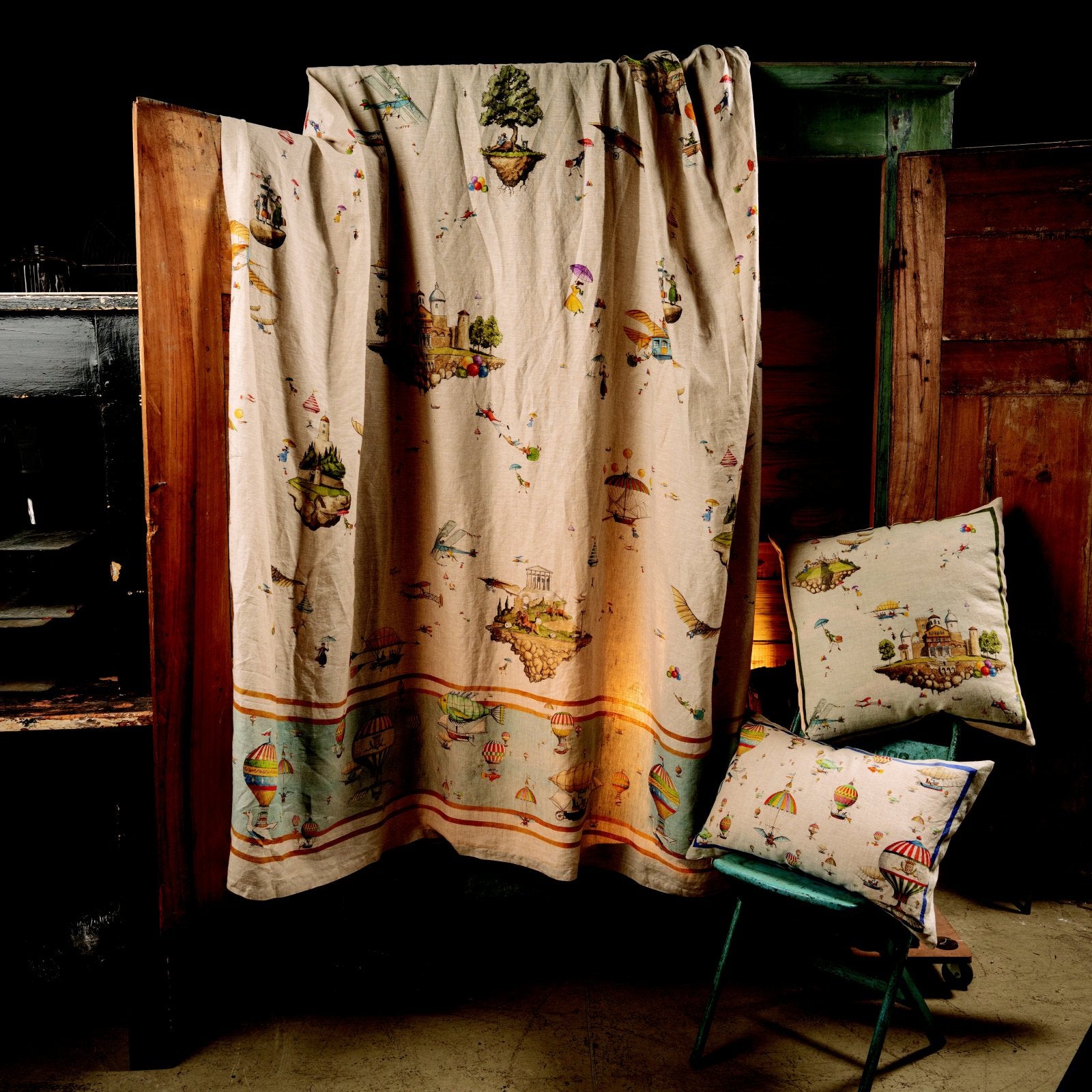 Tessitura Toscana Telerie, “Flyby Mezzero”, Printed linen throw.