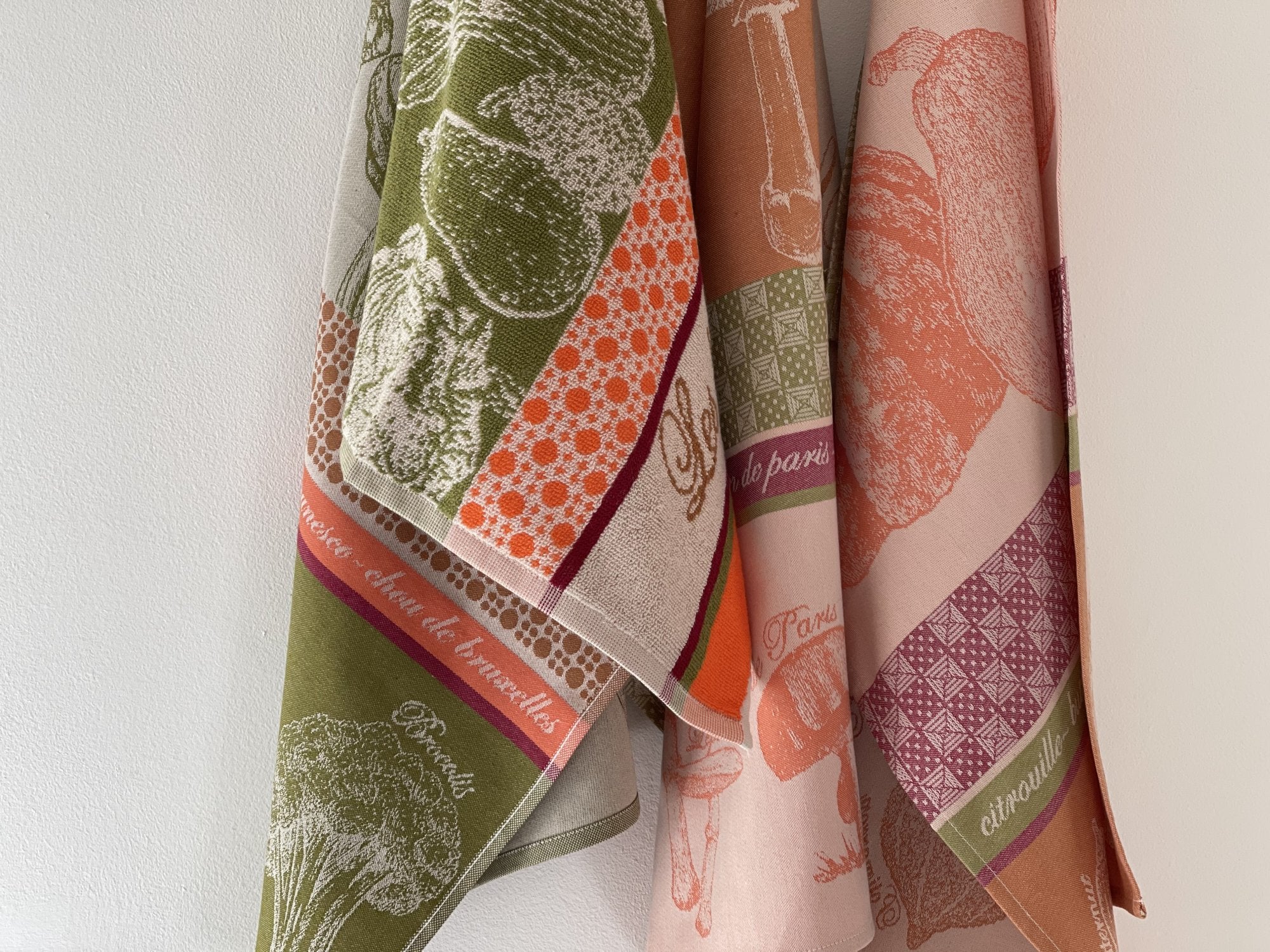 Coucke "La Pomme de Terre", Woven cotton tea towel. Designed in France.