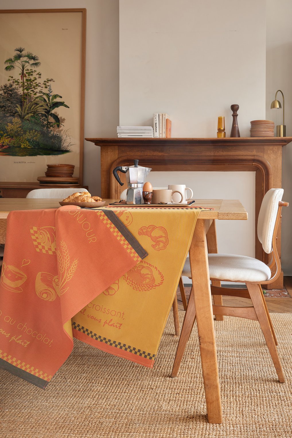 Coucke "Le Pain au Chocolat", Woven cotton tea towel. Designed in France.
