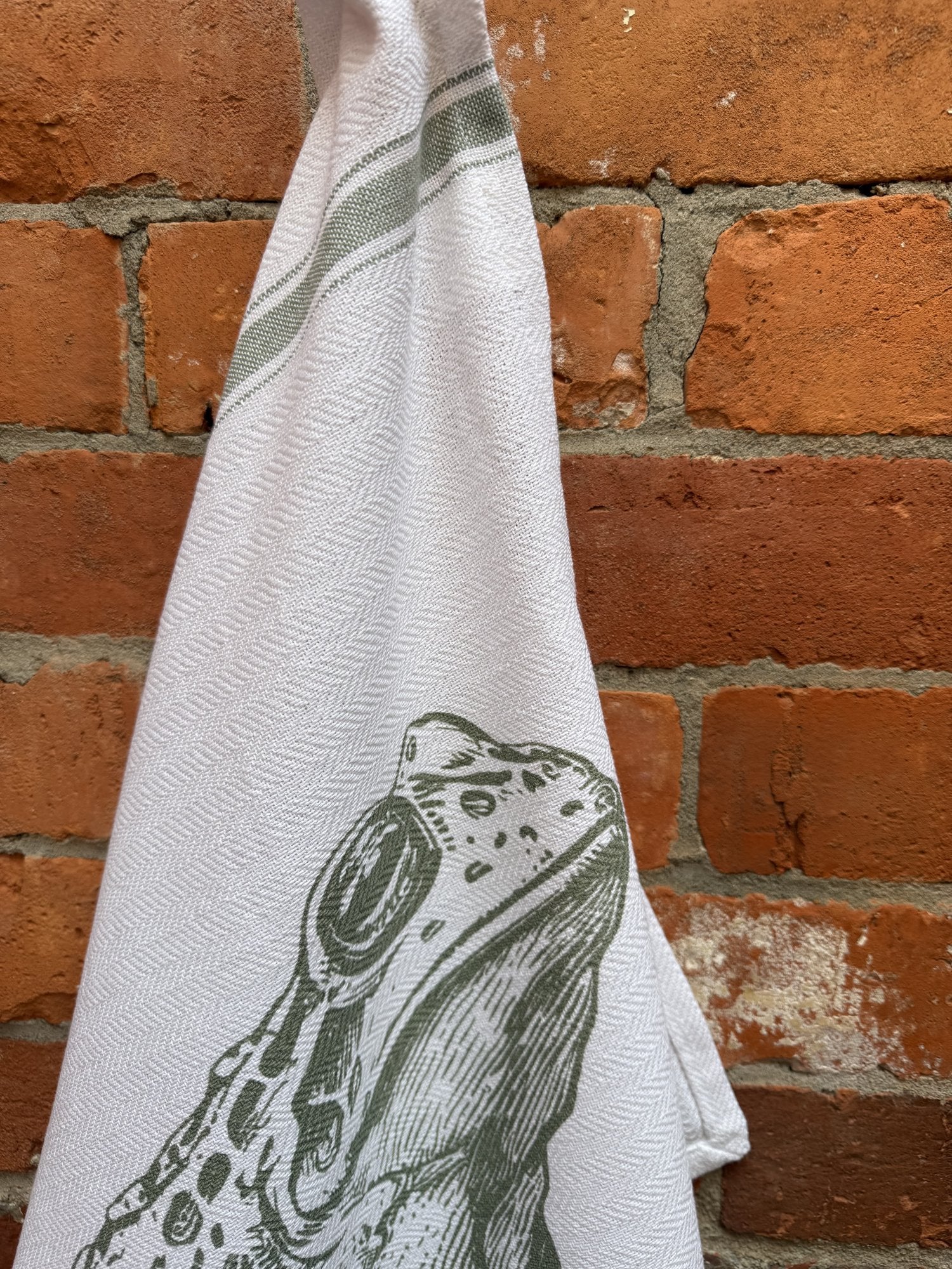 Indian Woven, “Frog-Sage Green”, Cotton waffle tea towel - Home Landing