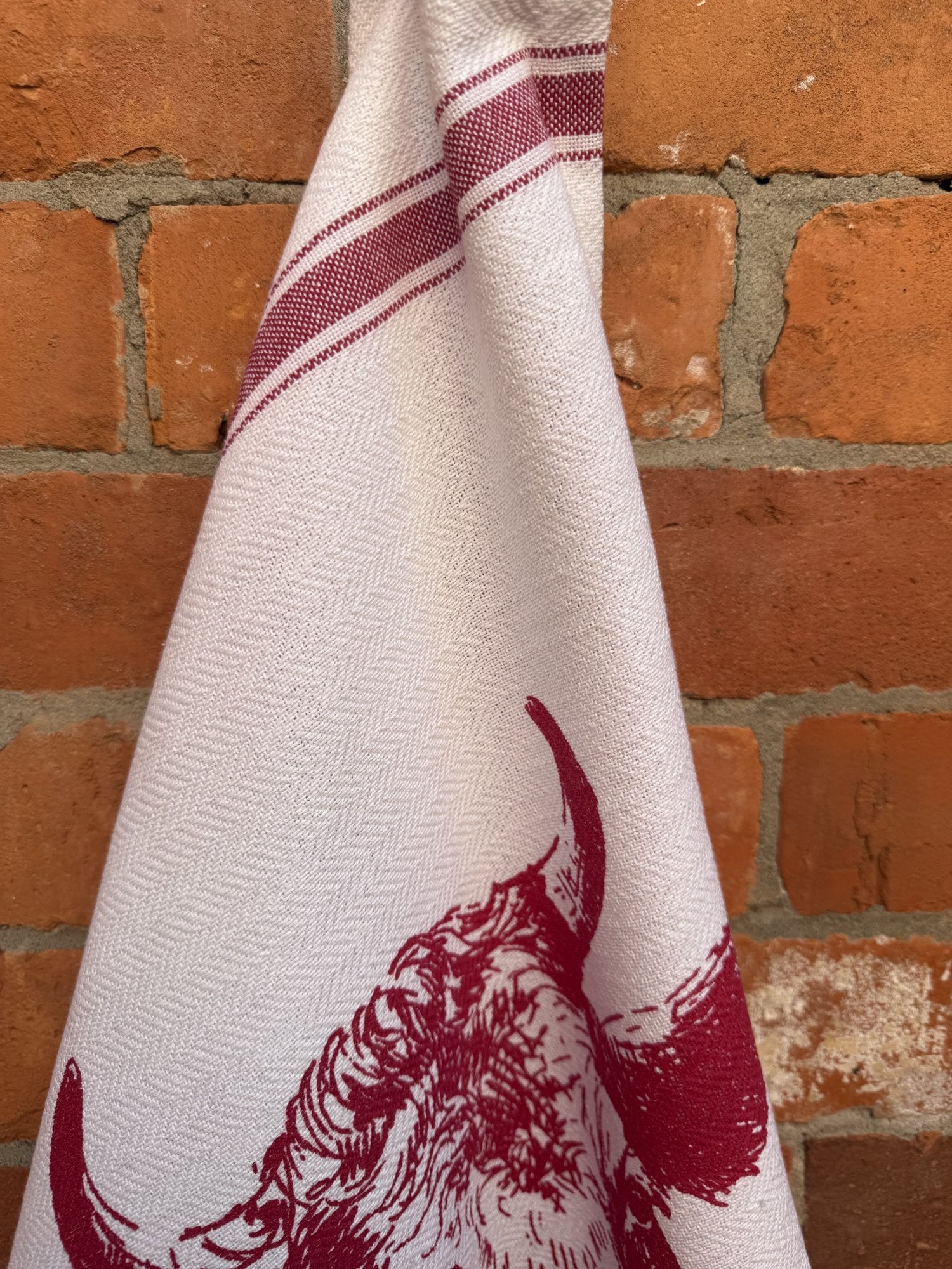 Indian Woven, “Bull-Red”, Cotton waffle tea towel - Home Landing