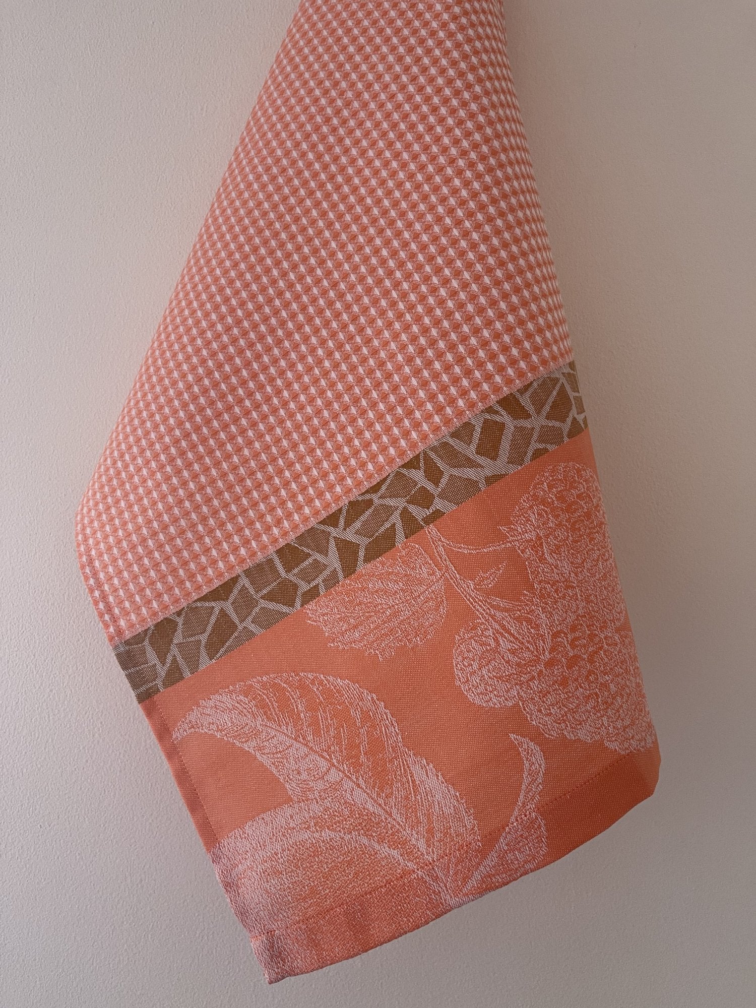 Jacquard Francais " De Saison - Fruits " (Apricot), Woven cotton hand towel. Made in France.