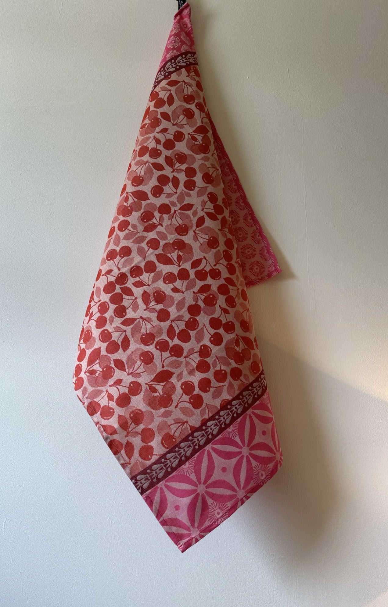 Jacquard Francais "Cerises" (Red), Woven cotton tea towel. Made in France.