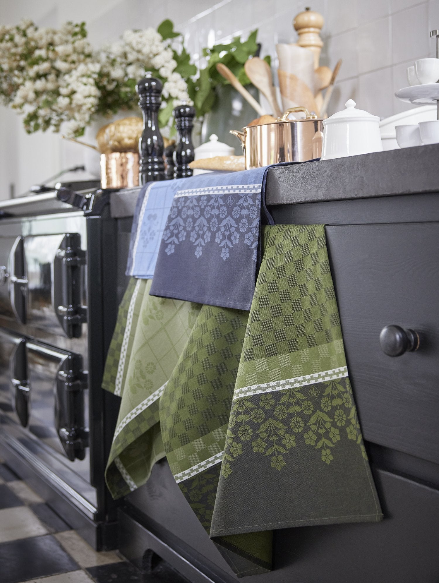Jacquard Francais "Lulu Lucien"(Blue), Woven cotton tea towel. Made in France.