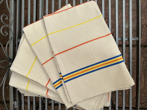French Vintage Tea Towels, “Toile Metis – Fleur Bleue” Woven  tea towel. France.