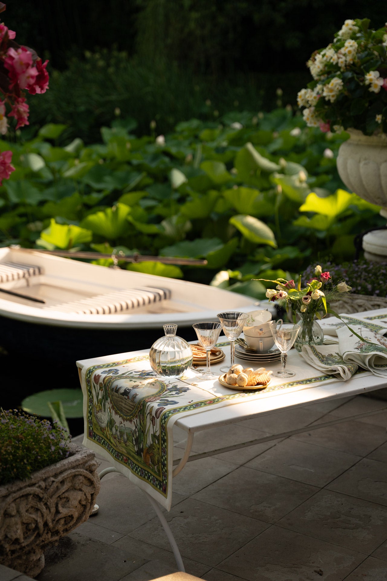Tessitura Toscana Telerie, “Bunny Garden”, Pure linen printed table runner.