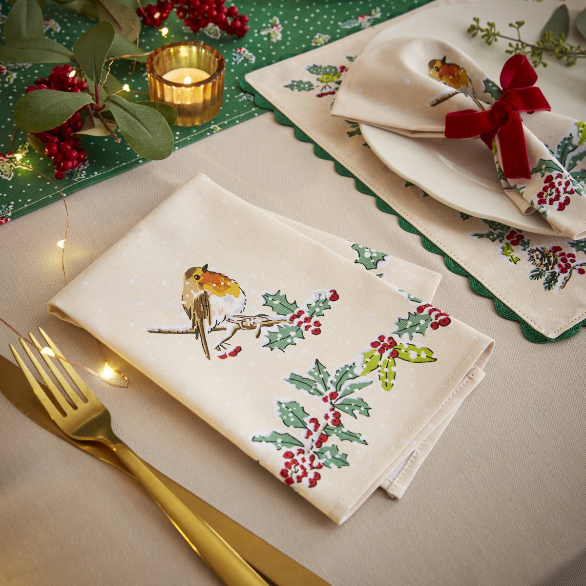 Ulster Weavers "Christmas Robins", Printed cotton napkins 2PK. - Home Landing