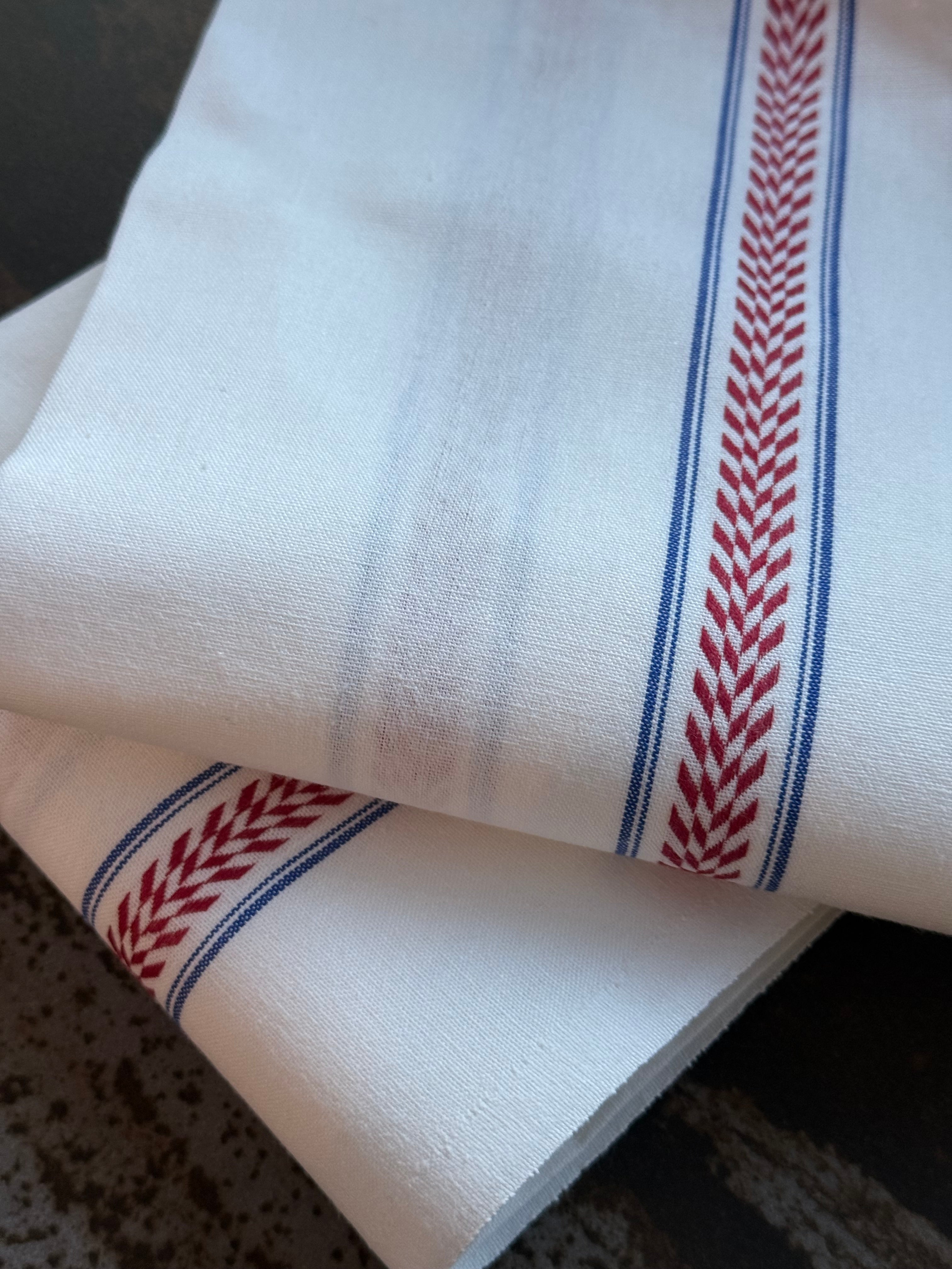 Charvet Editions "EPI - Red", white woven cotton tea towel. Made in France. - Home Landing