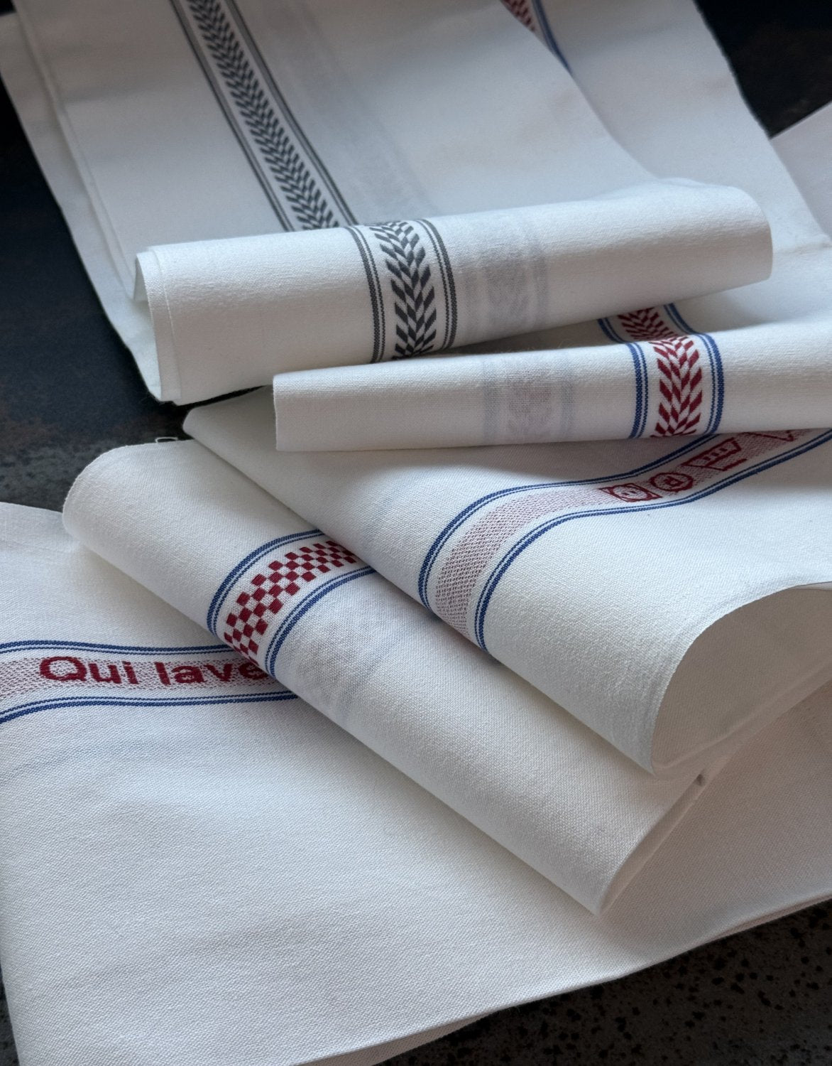 Charvet Editions "EPI - Grey", white woven cotton tea towel. Made in France. - Home Landing