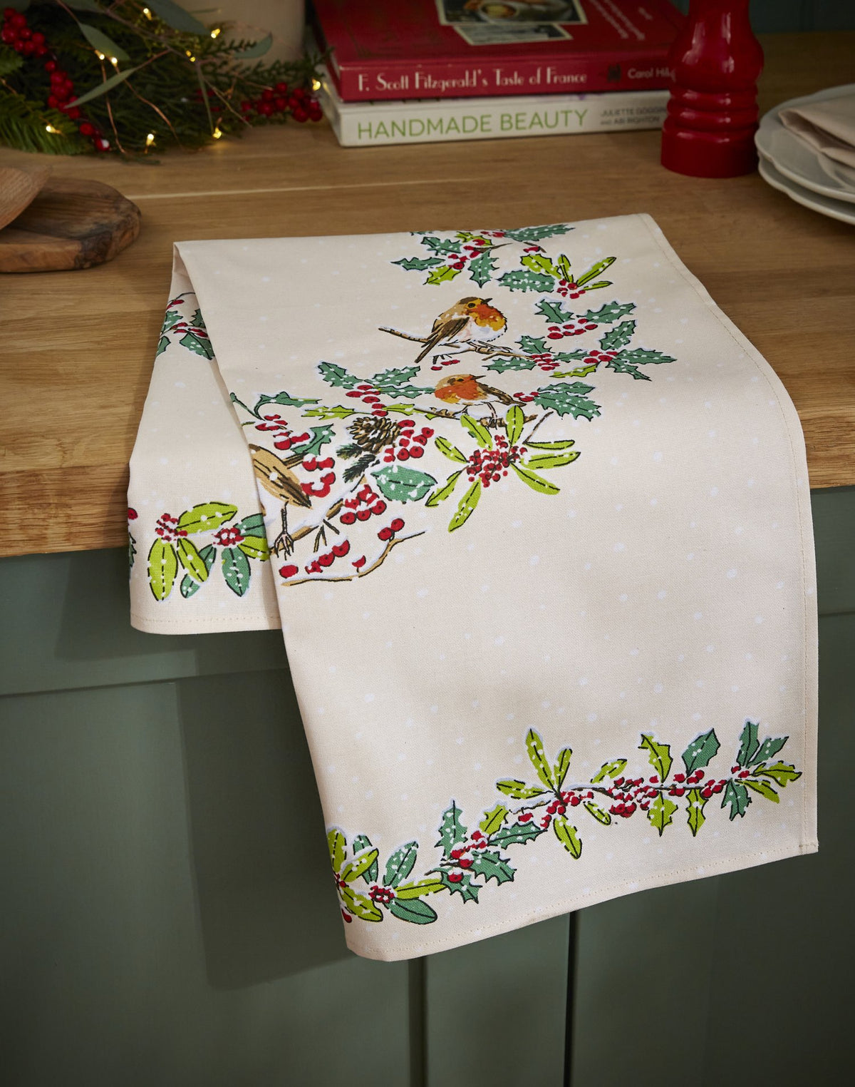 Ulster Weavers "Christmas Robins", Printed cotton tea towel. - Home Landing