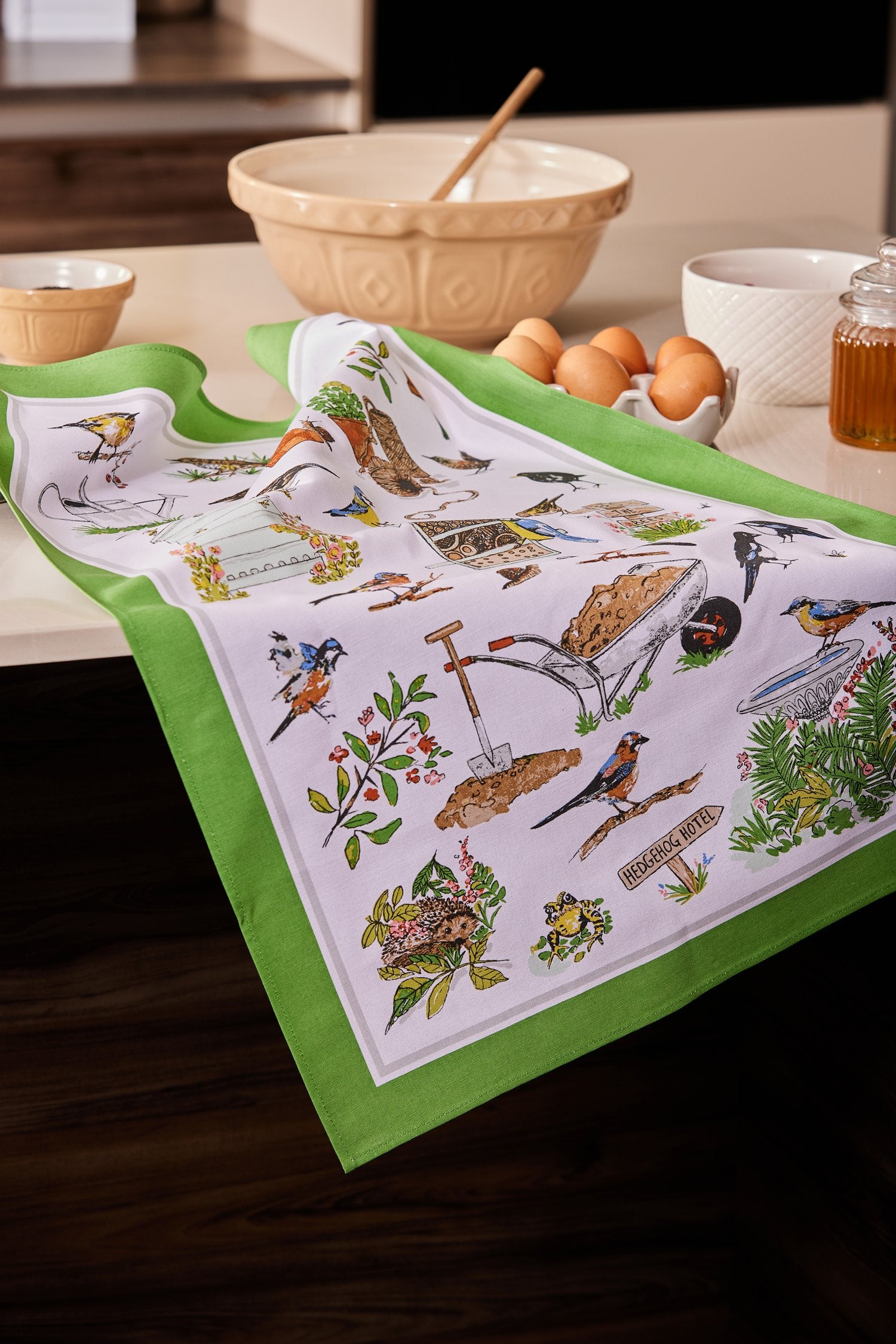 Ulster Weavers, "Garden Birds", Printed cotton tea towel.