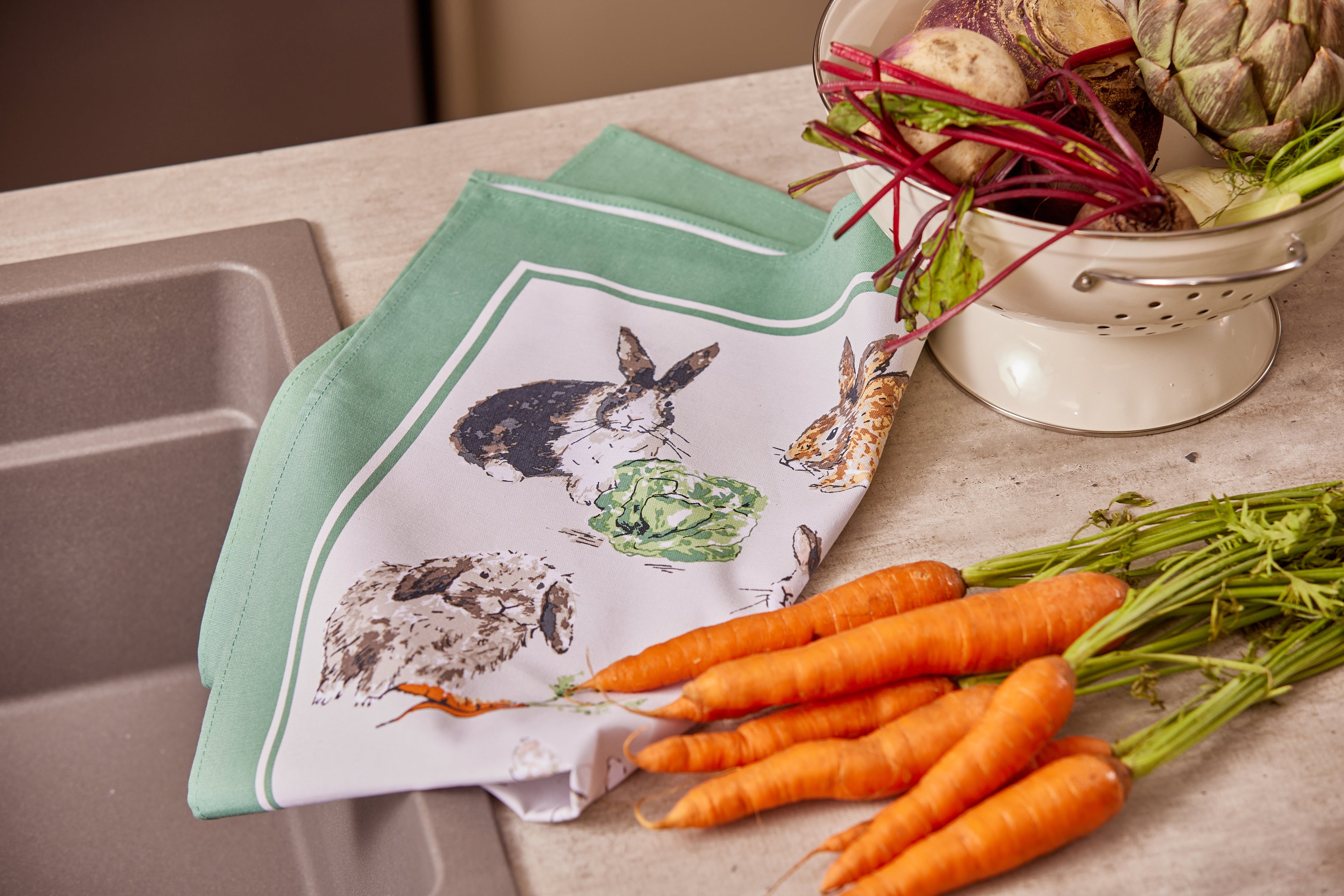 Ulster Weavers "Rabbit Patch", Printed recycled cotton tea towel.