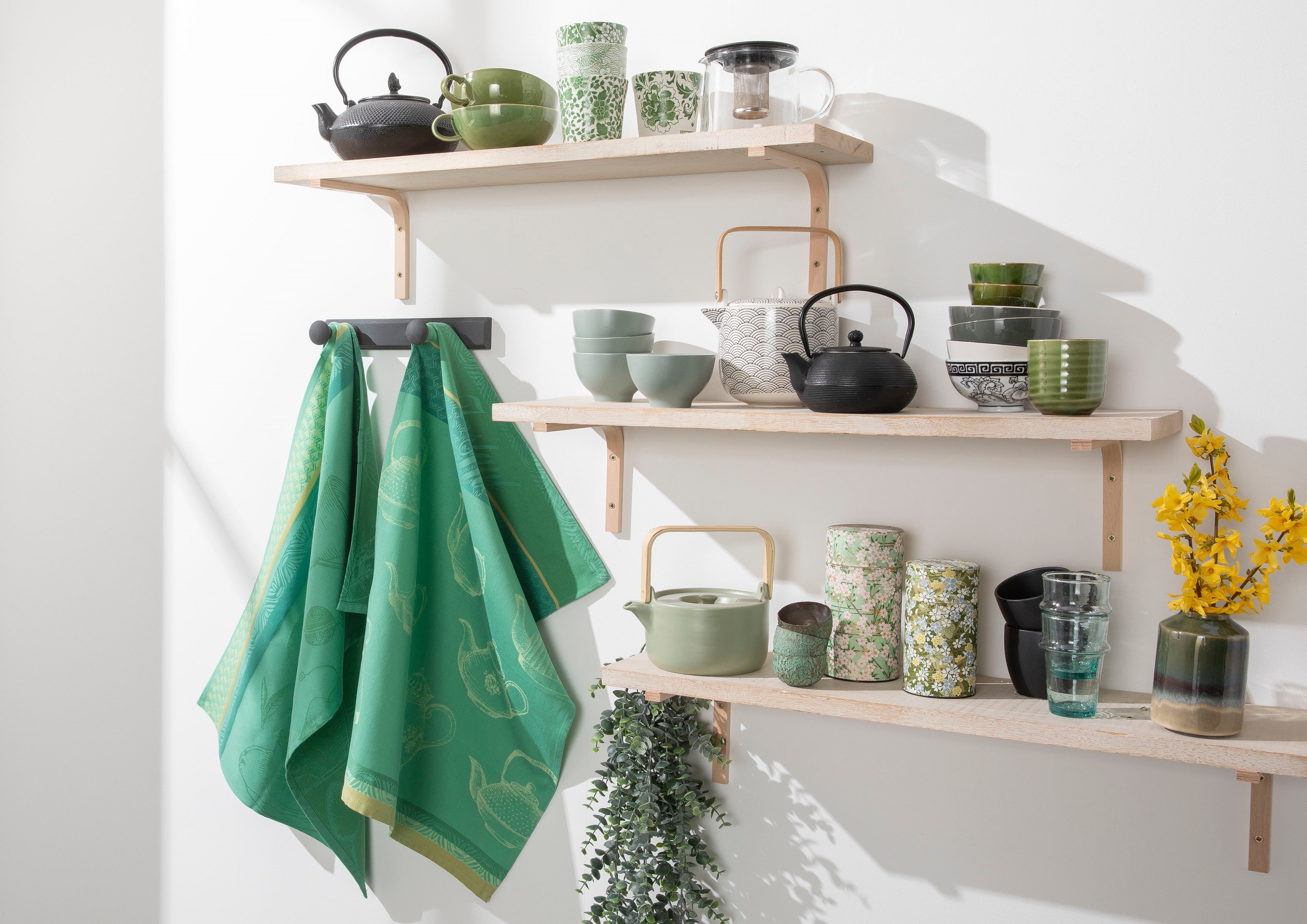 Coucke “Meli Melo Thé", Woven cotton tea towel. Designed in France.