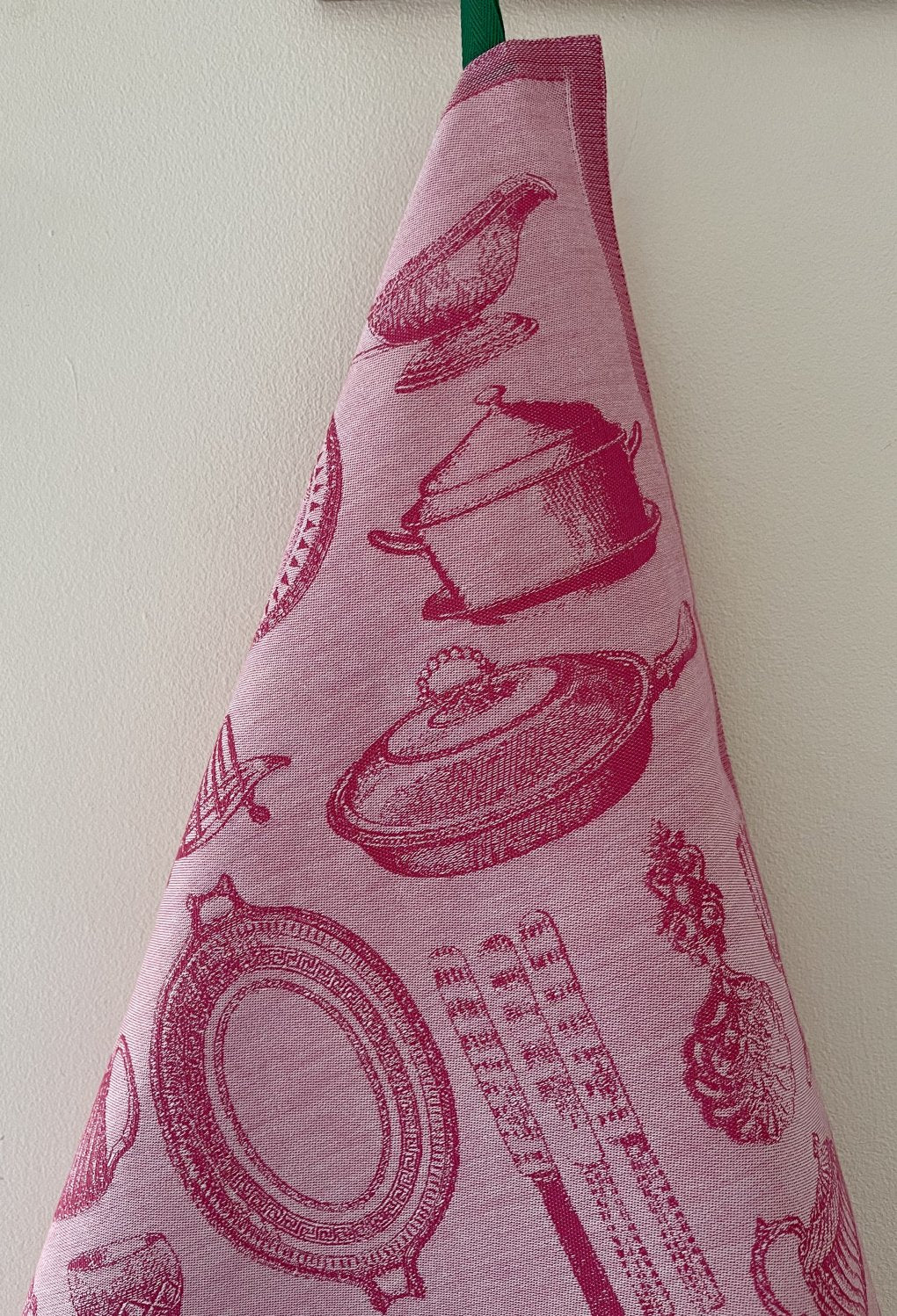 Jacquard Francais " A Table" (Pink), Woven cotton tea towel. Made in France.