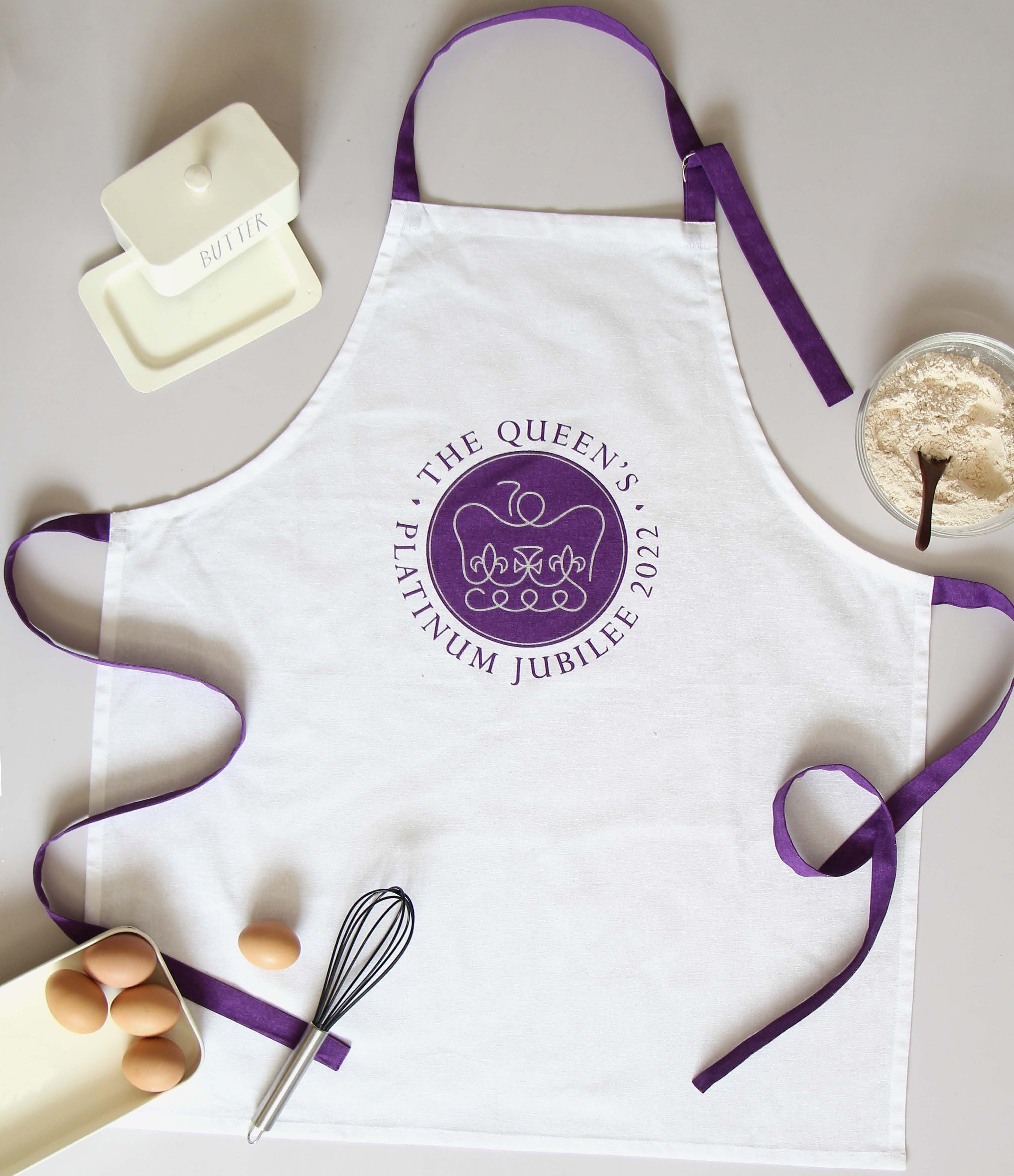 Official Design, "Queen’s Platinum Jubilee", Pure cotton printed apron.