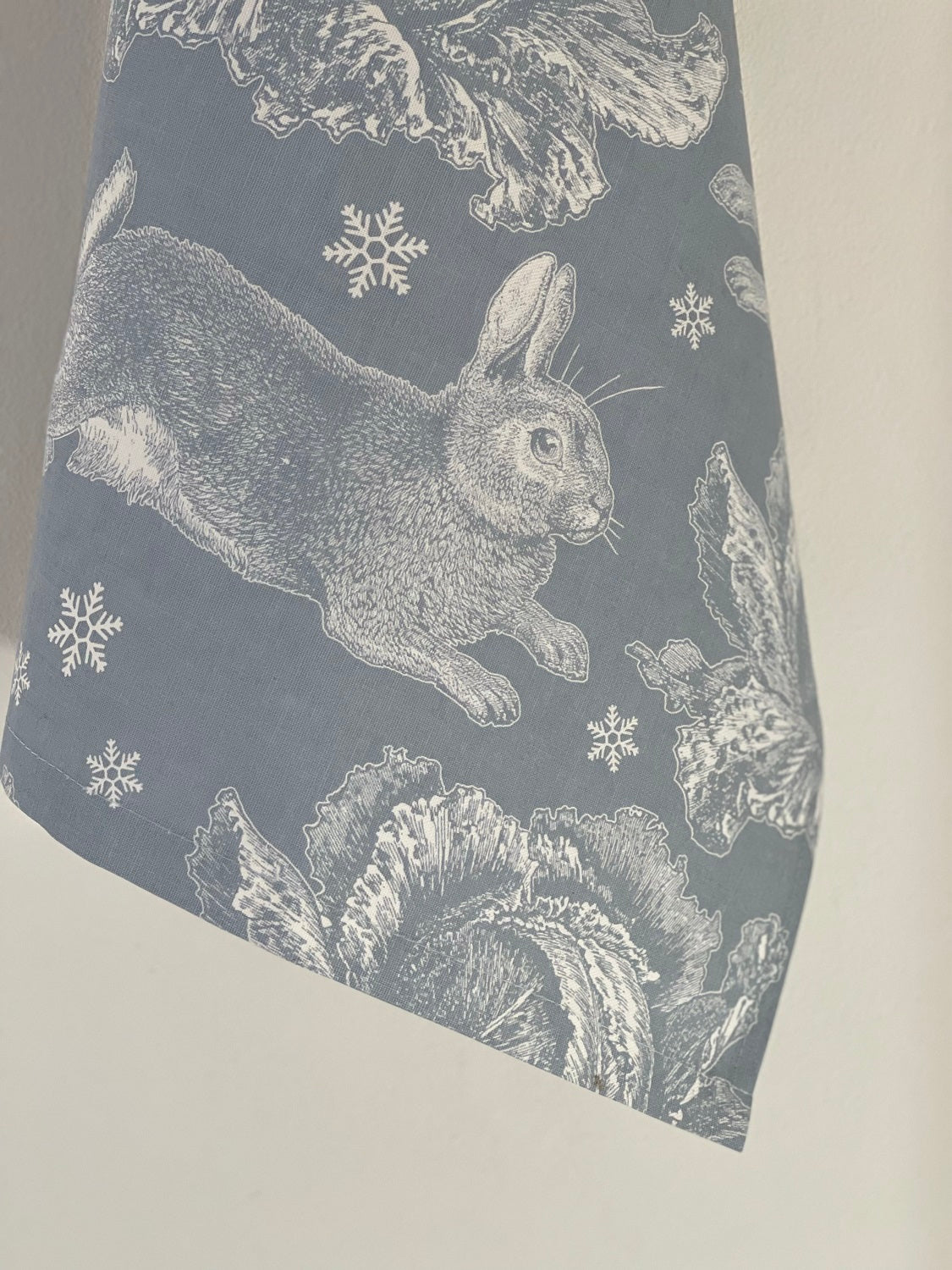 Thornback & Peel "Winter Rabbit & Cabbage", Pure cotton tea towel. Hand printed in the UK.