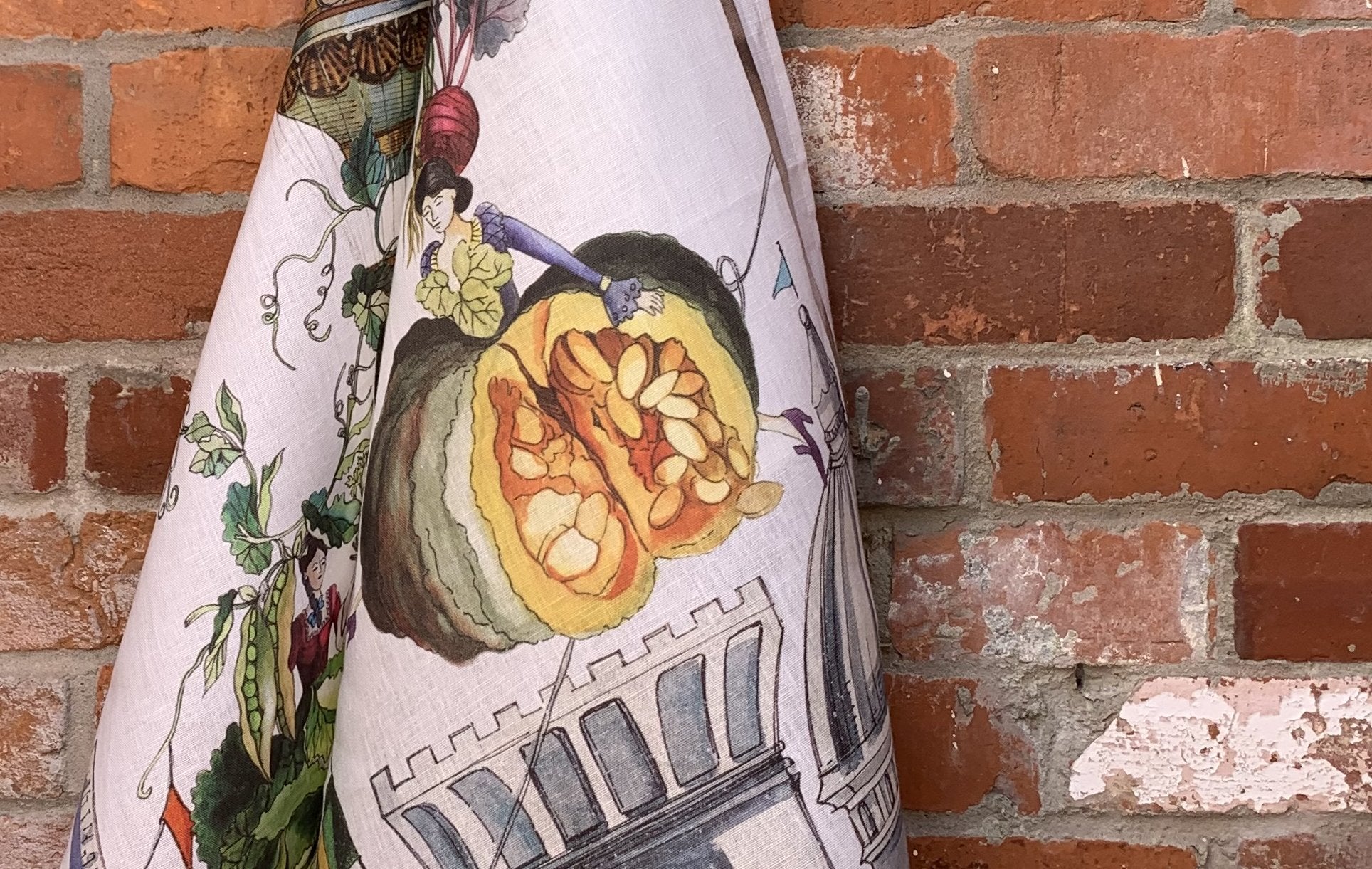 Tessitura Toscana Telerie, “Fiaba - Zucca”, Pure linen printed tea towel - Home Landing