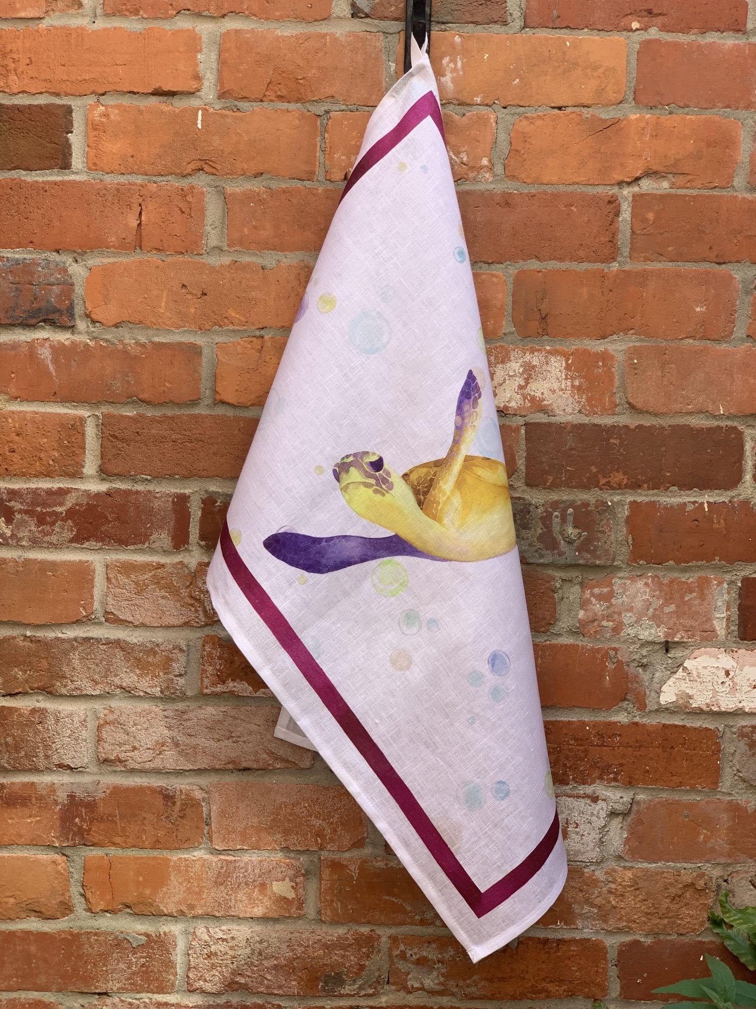 Tessitura Toscana Telerie, “Galapagos - Morado”, Pure linen printed tea towel. - Home Landing