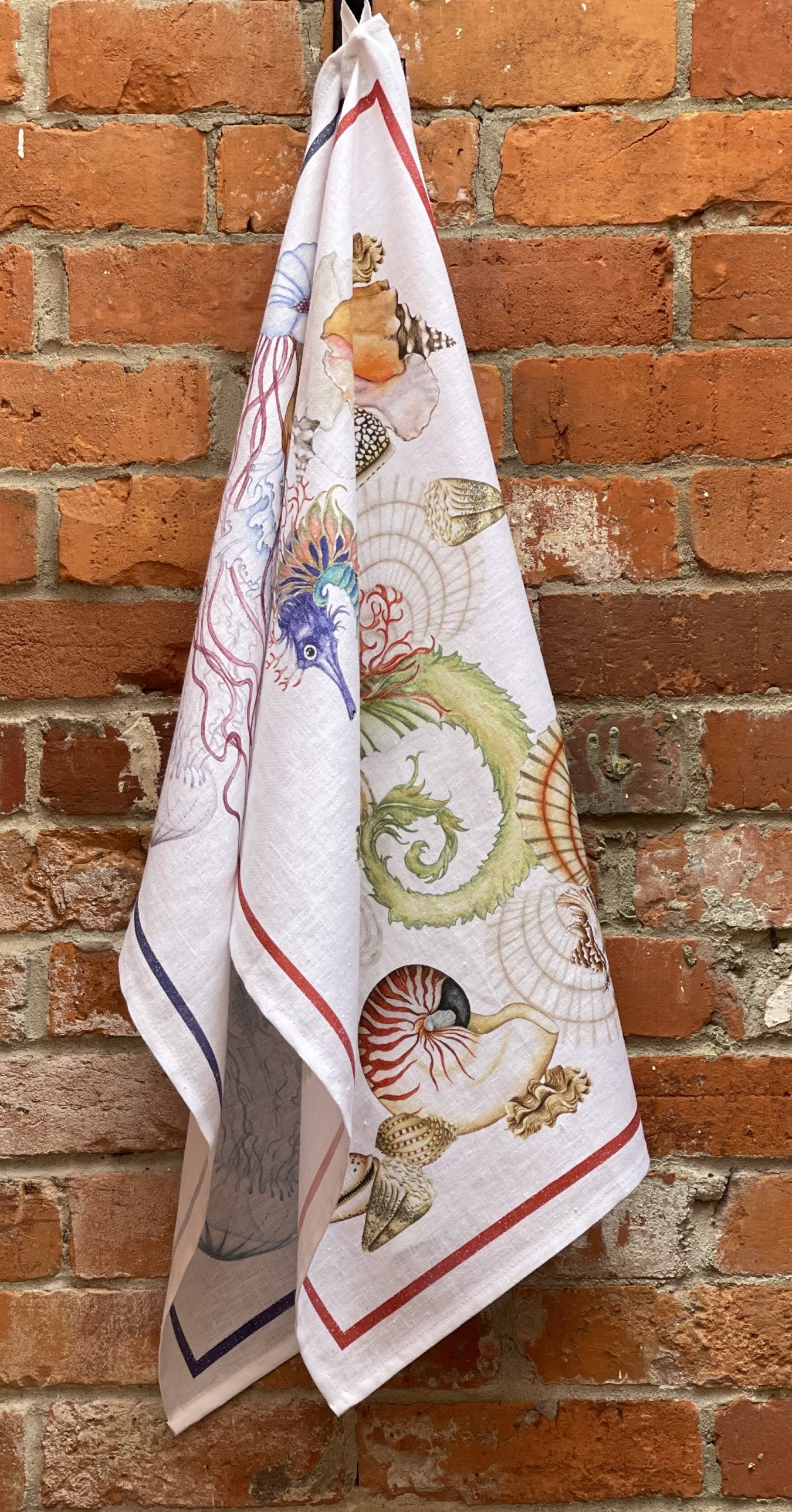Tessitura Toscana Telerie, “Jelly - Ippocampo”, Pure hemp printed tea towel. - Home Landing