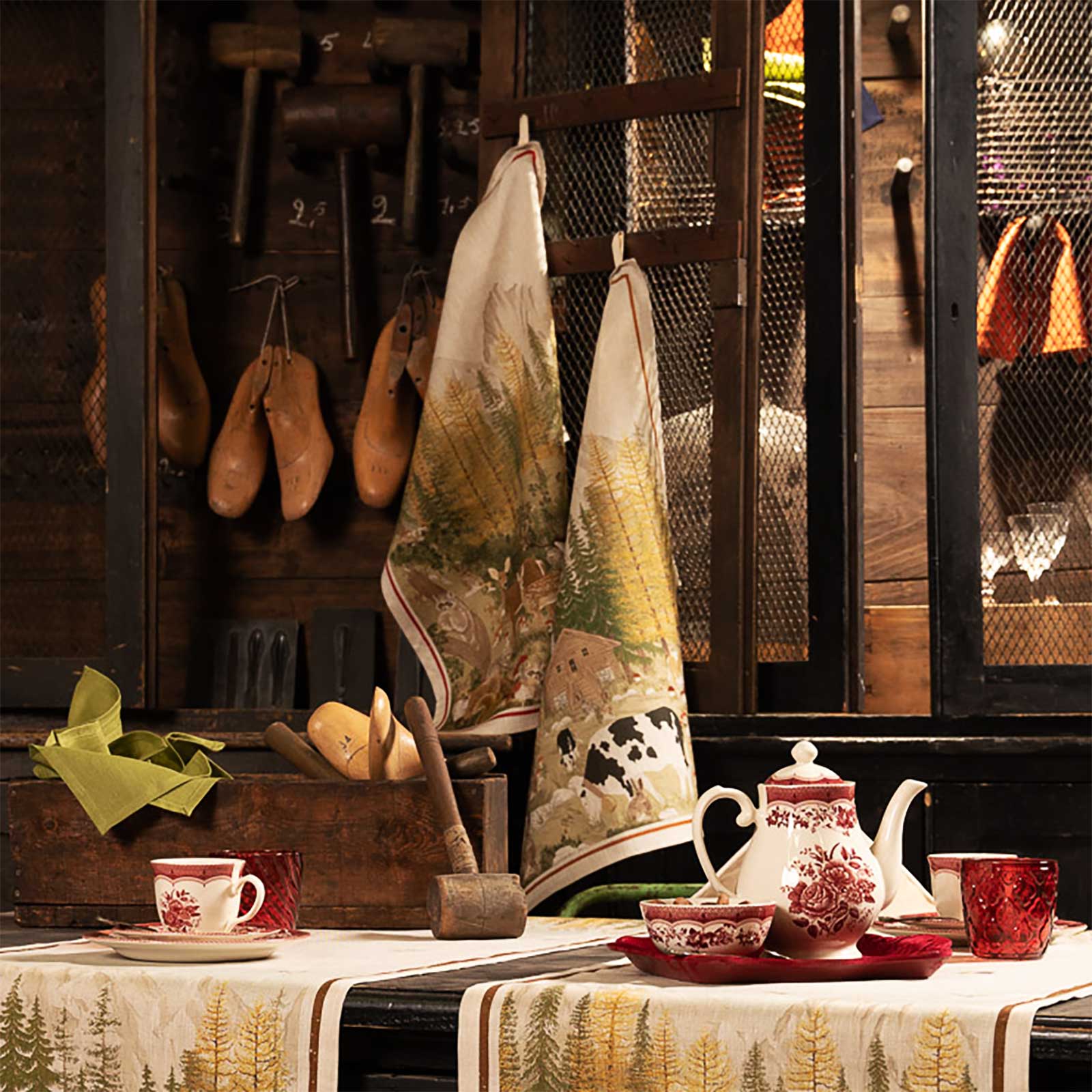 Tessitura Toscana Telerie, “Walser - Cervo”, Pure linen printed tea towel.