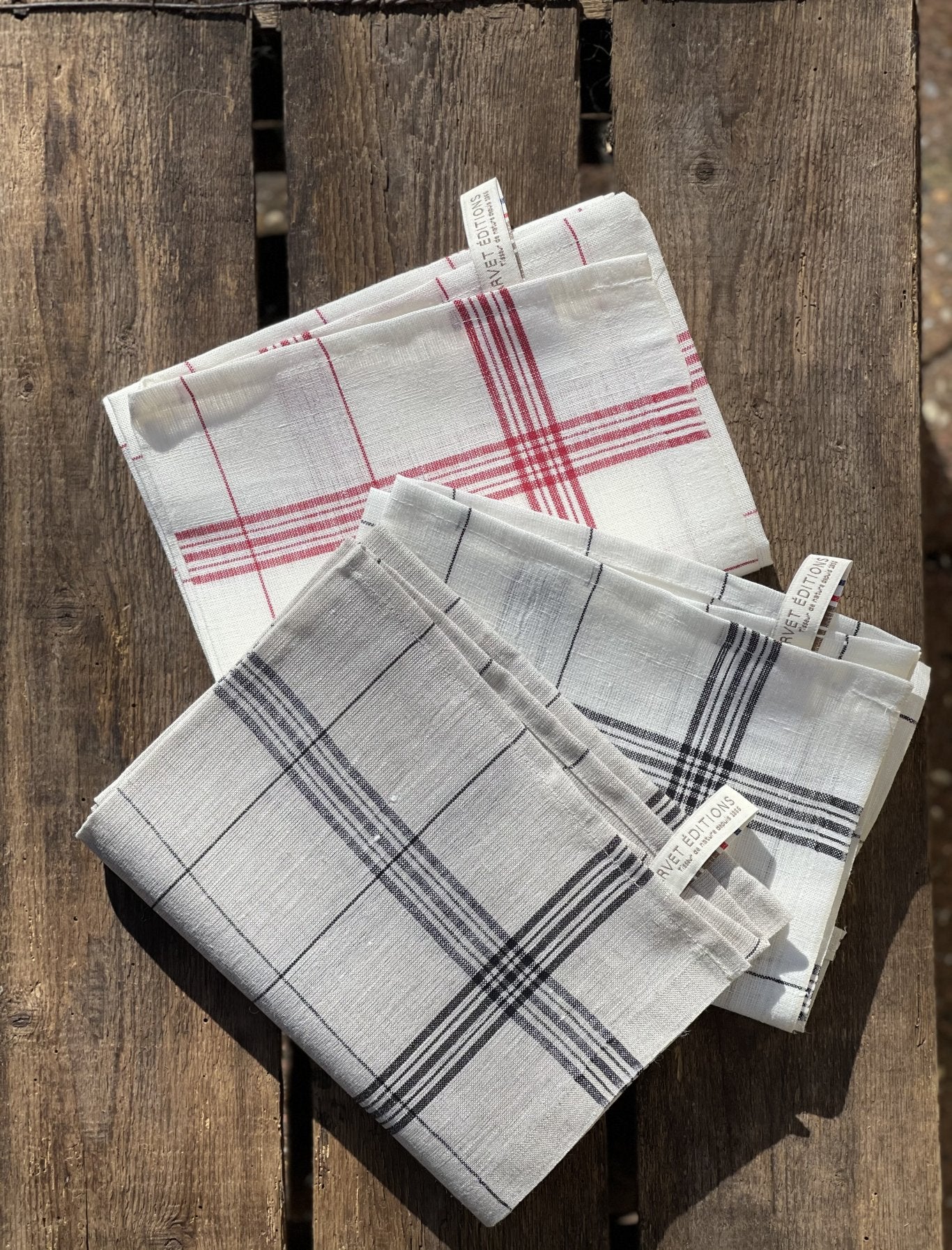 Charvet Editions "Bistro" (Linen), Natural woven linen tea towel. Made in France. - Home Landing