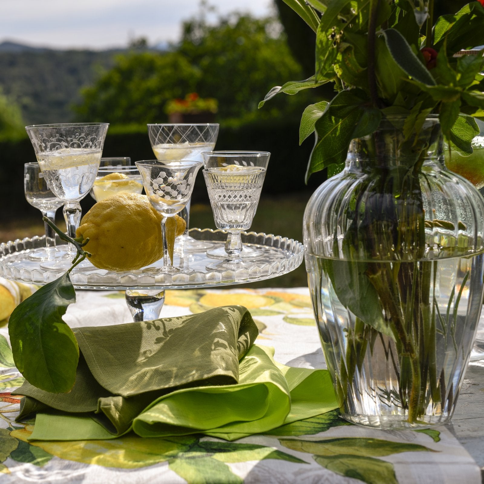 Tessitura Toscana Telerie, “Limoncello”, Pure linen printed table runner.