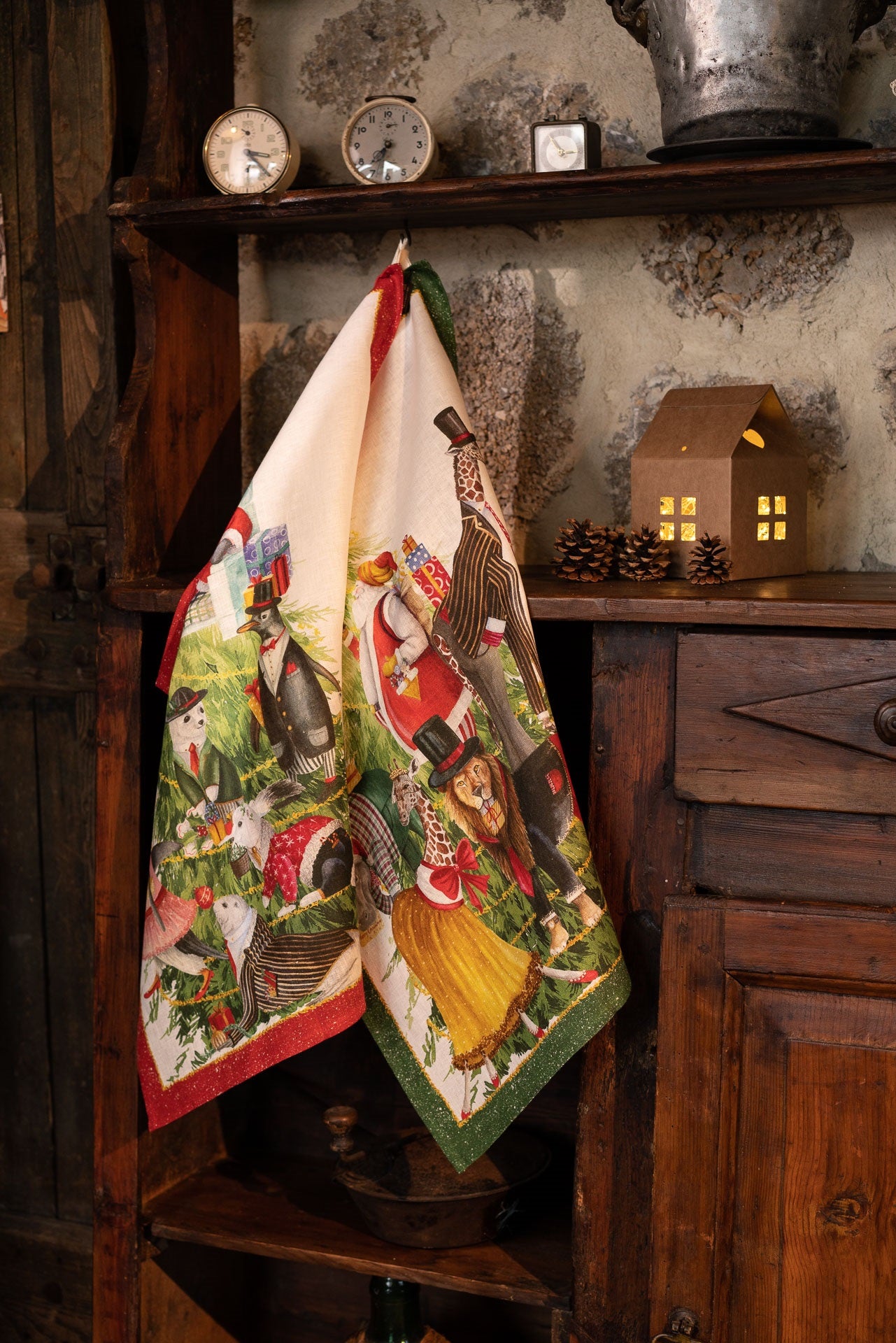 Tessitura Toscana Telerie, “Magical Tree - Rosso”, Pure linen printed tea towel. - Home Landing